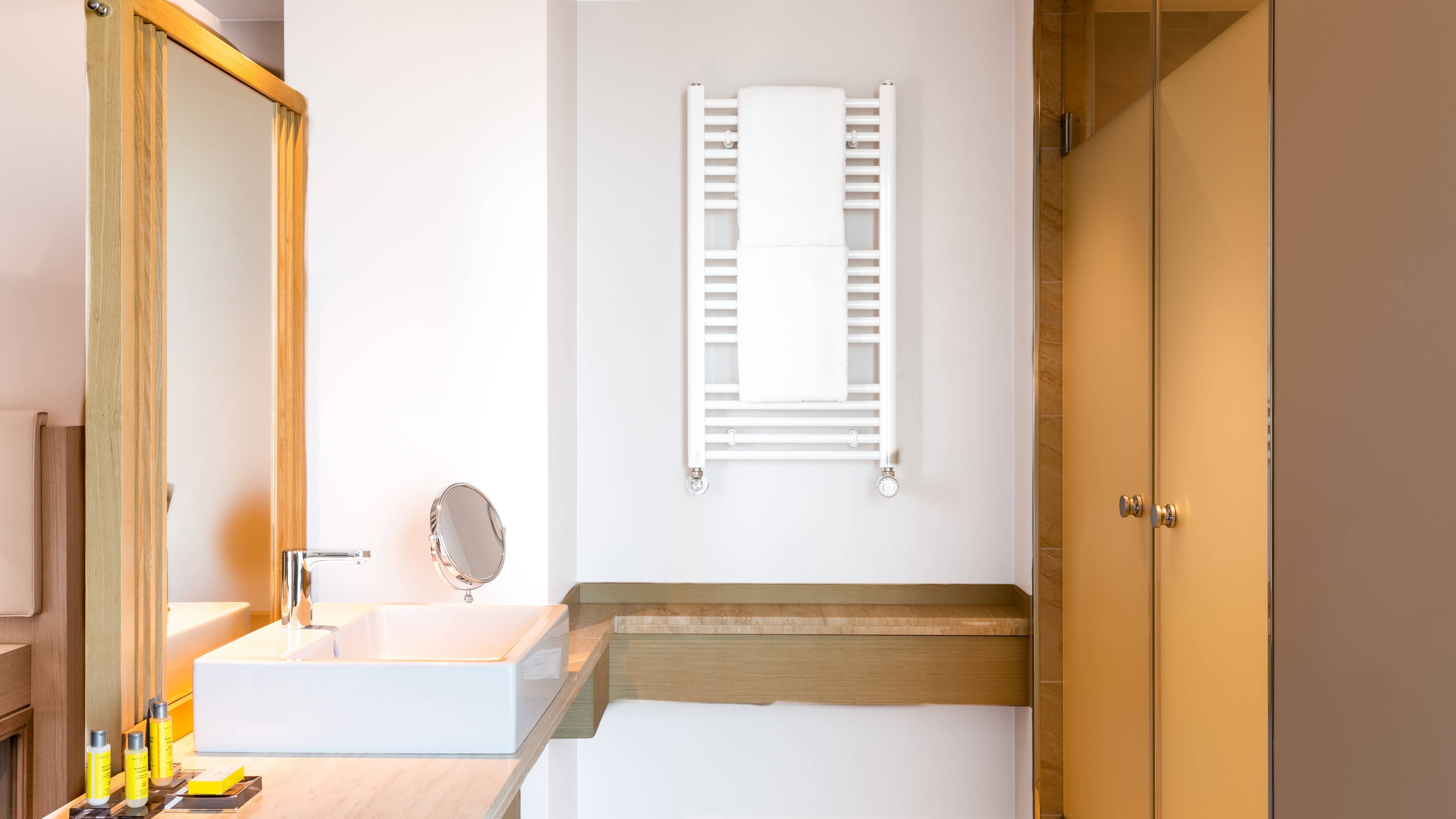 Delta Deluxe Room 35 SQM - Image 3