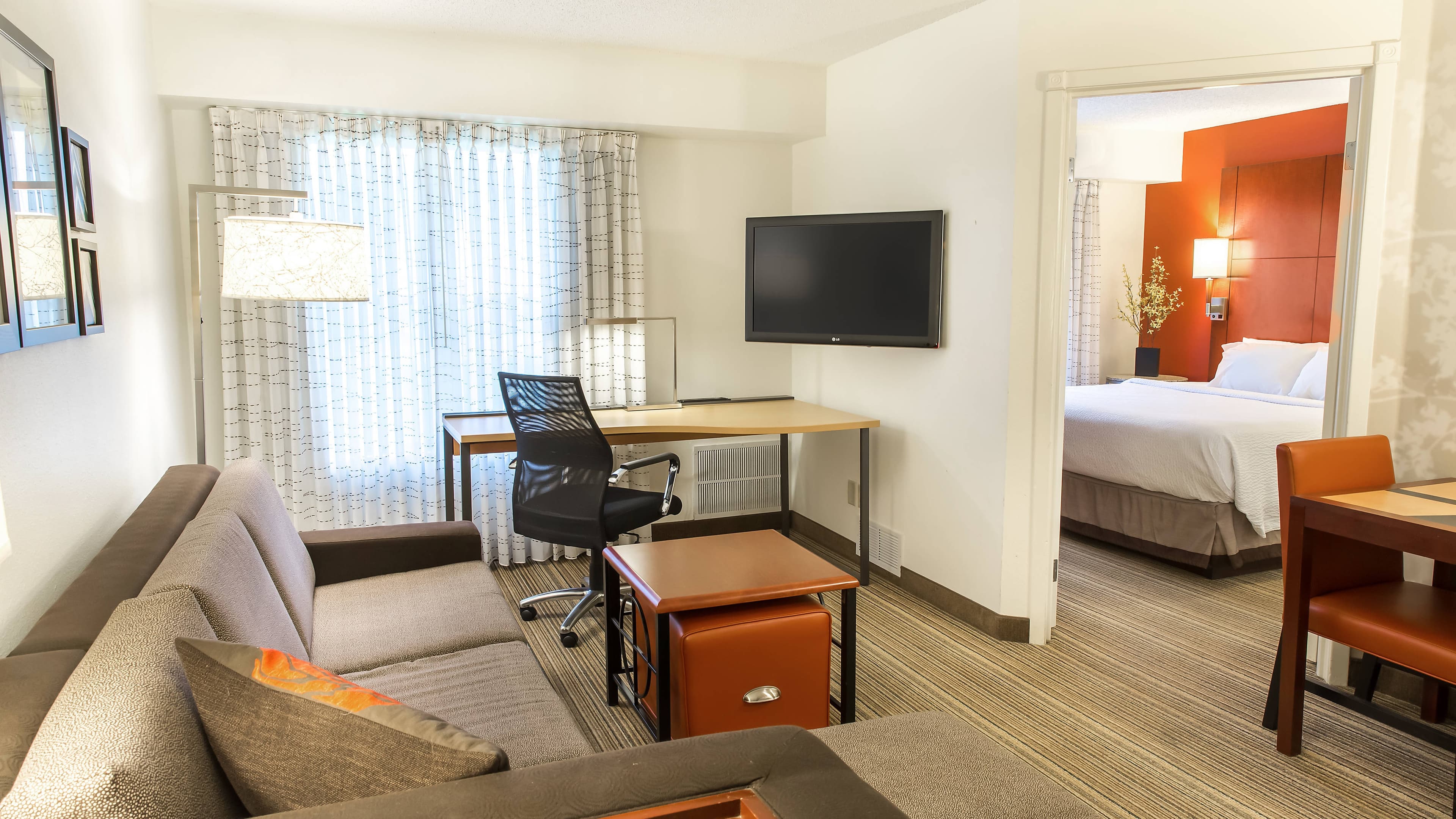 1 Bedroom Suite - Image 1