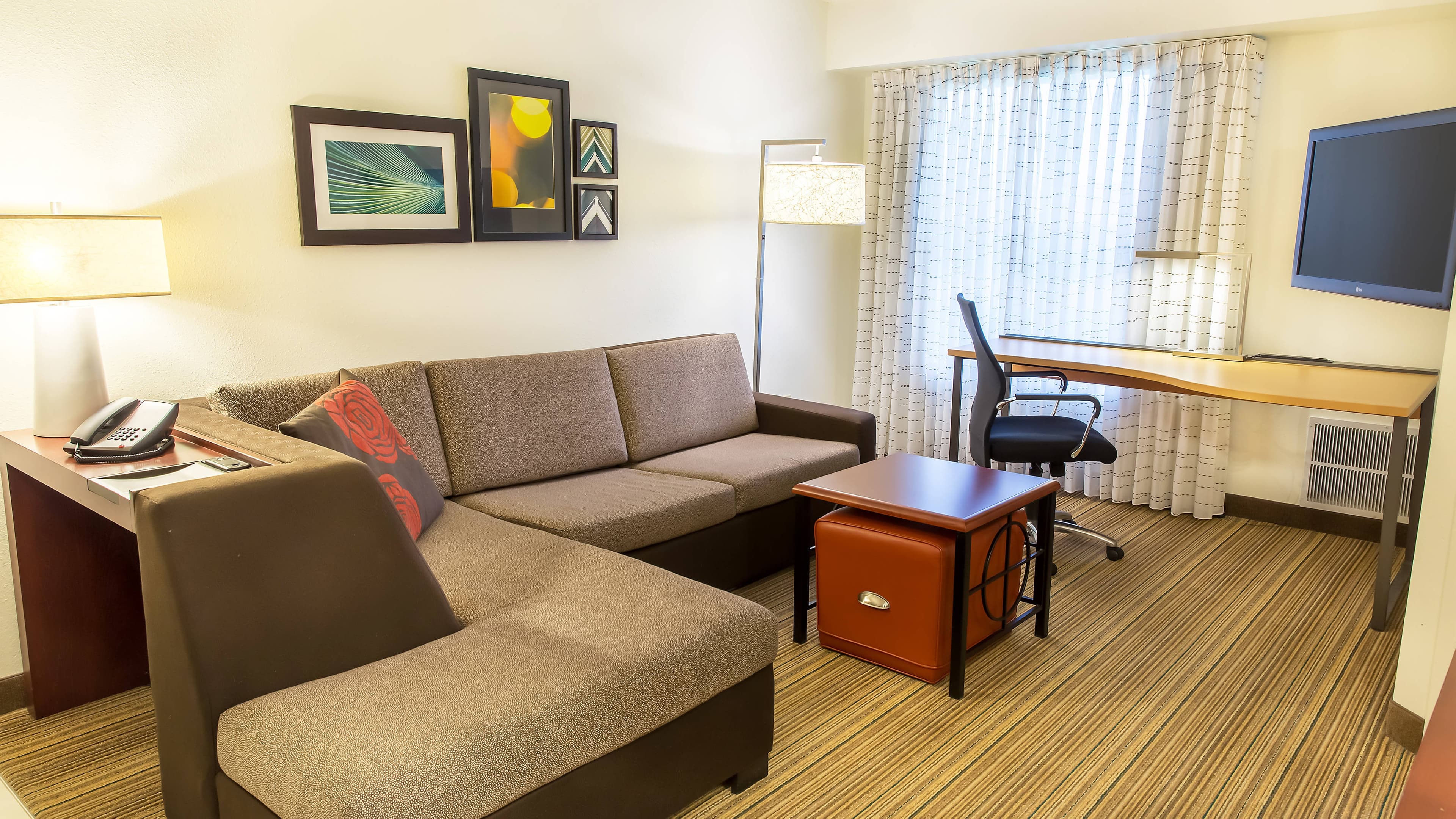 1 Bedroom Suite - Image 3