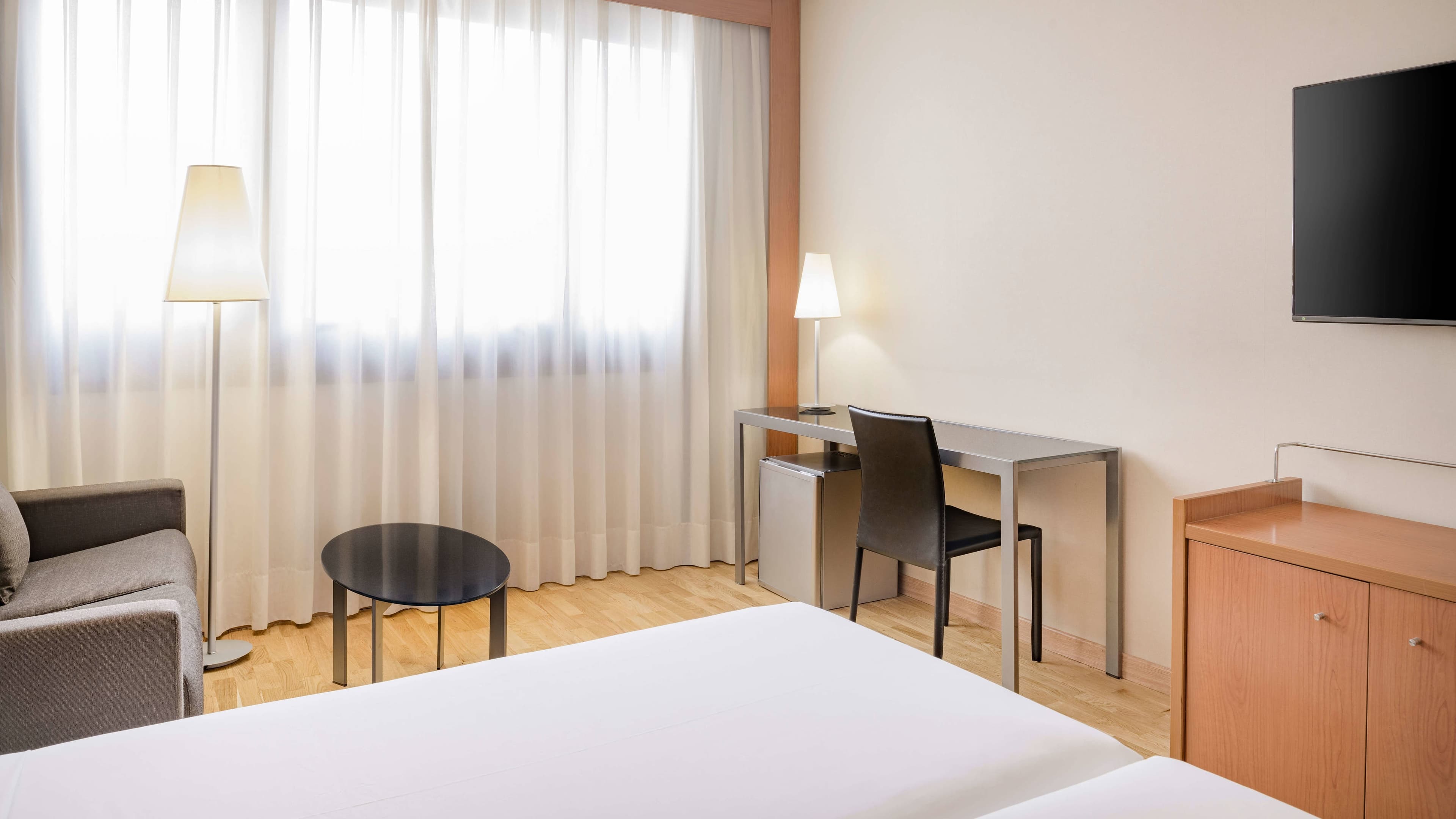 Standard Twin - Image 5