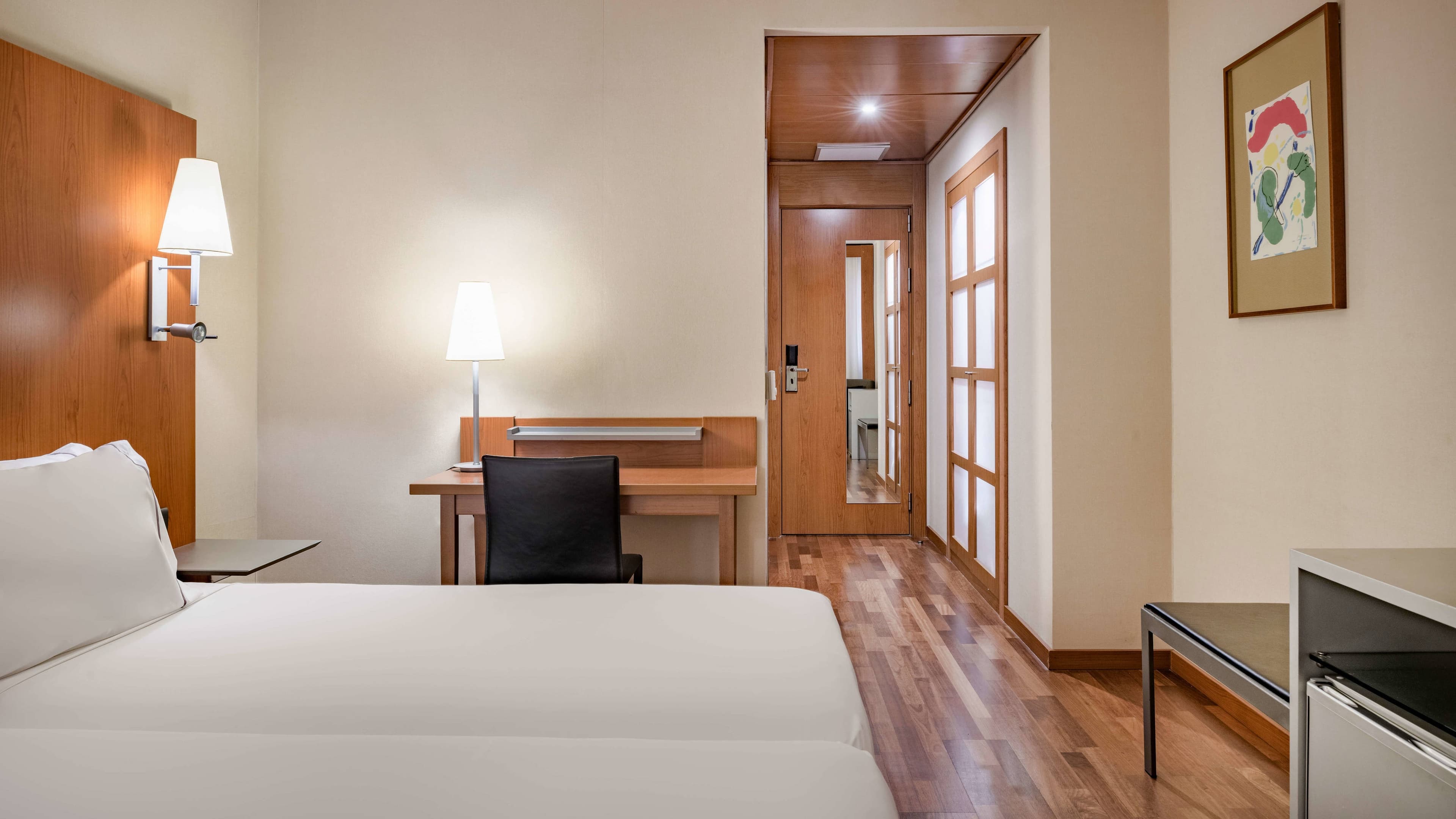 Standard Twin - Image 4