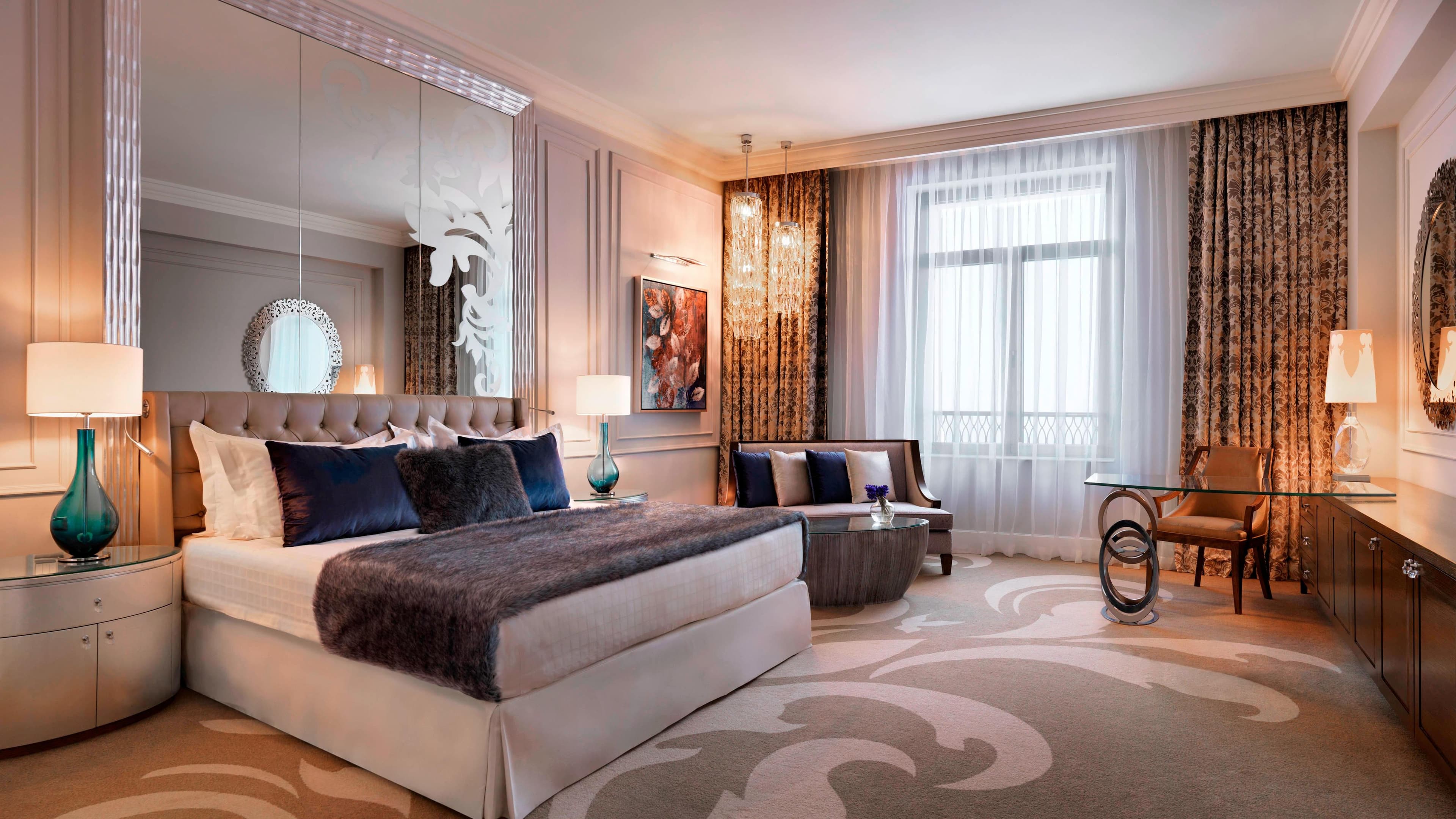 Deluxe Guest room - Image 7