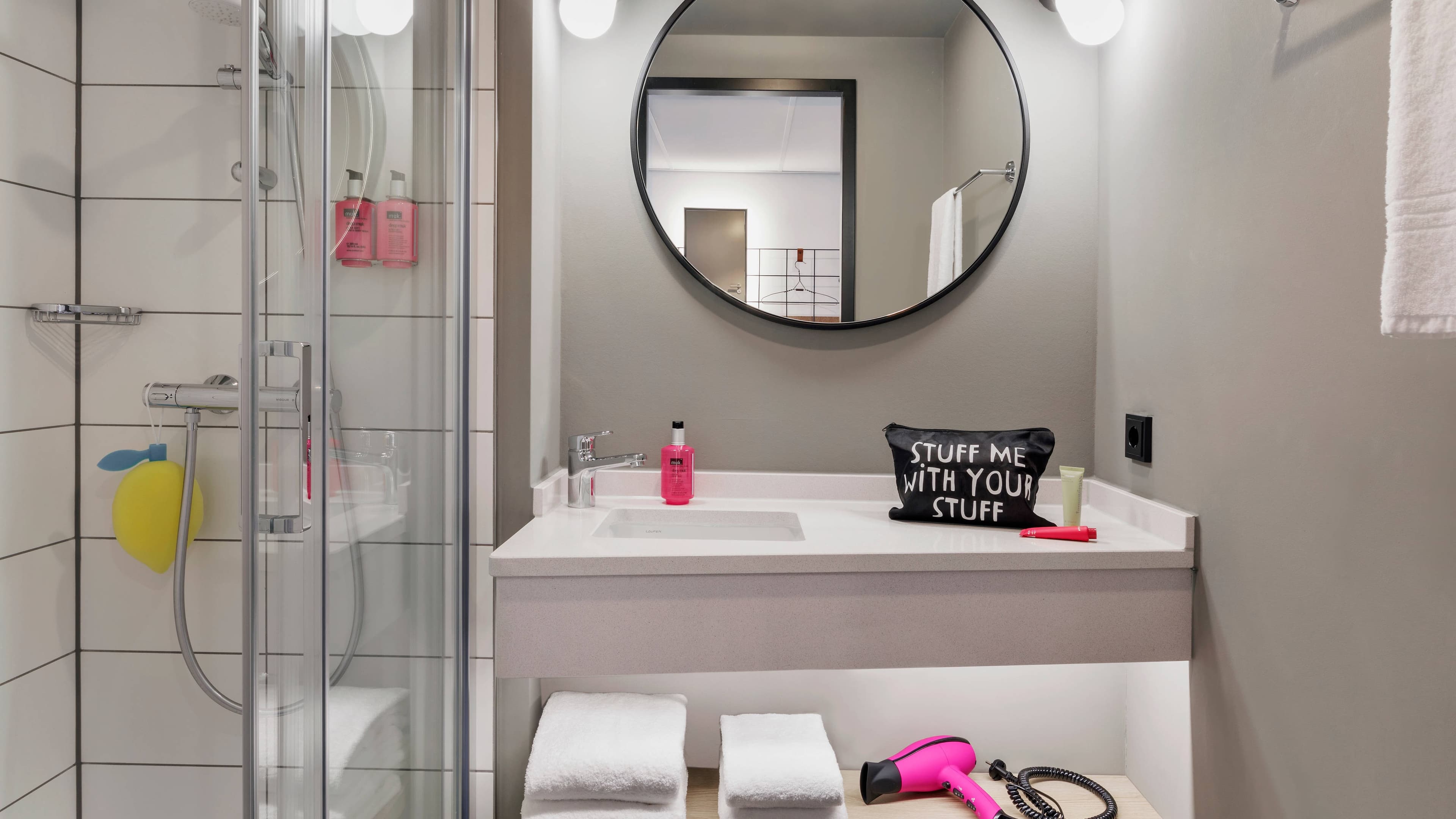 Moxy Sleeper Queen - Image 2