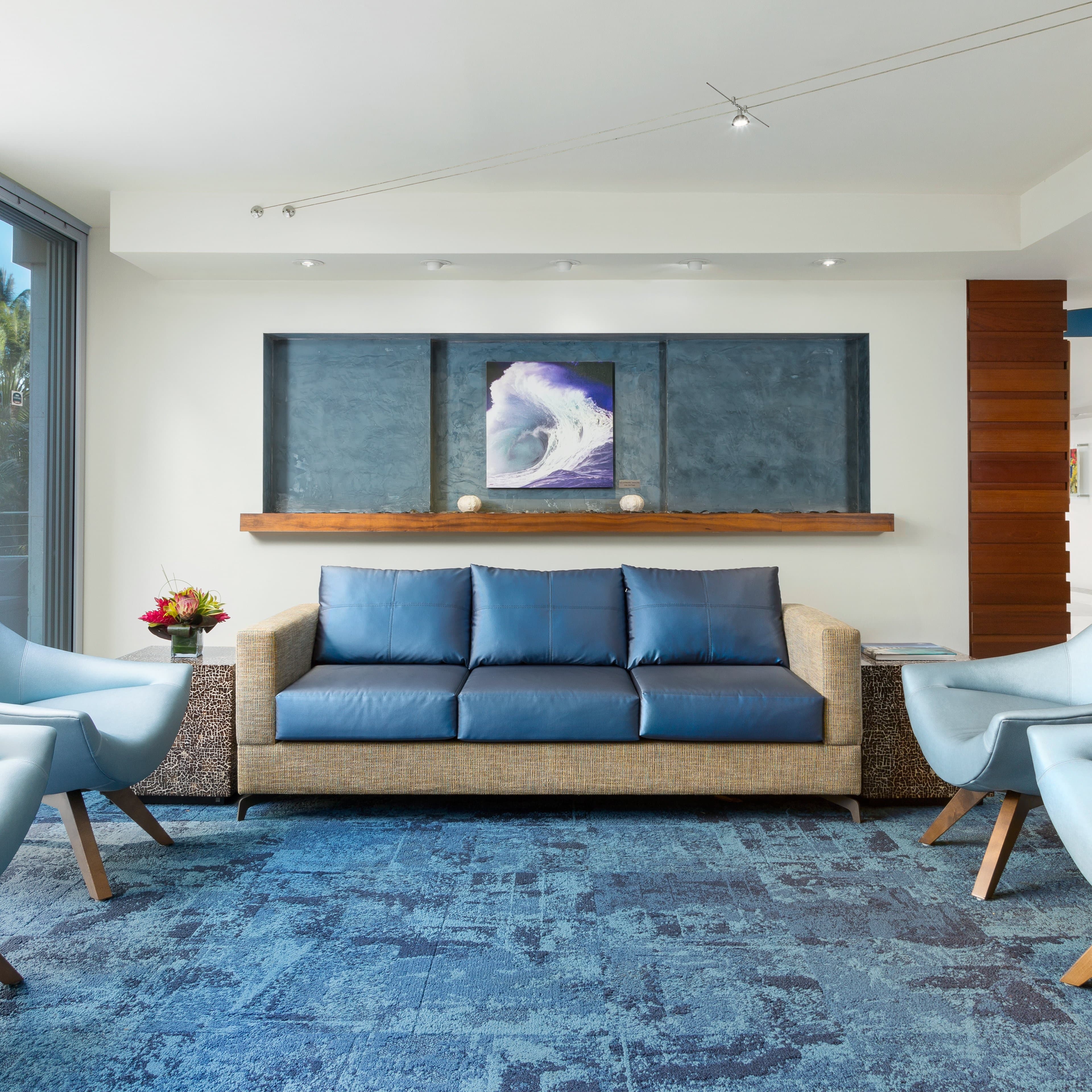 Courtyard Waikiki Beach