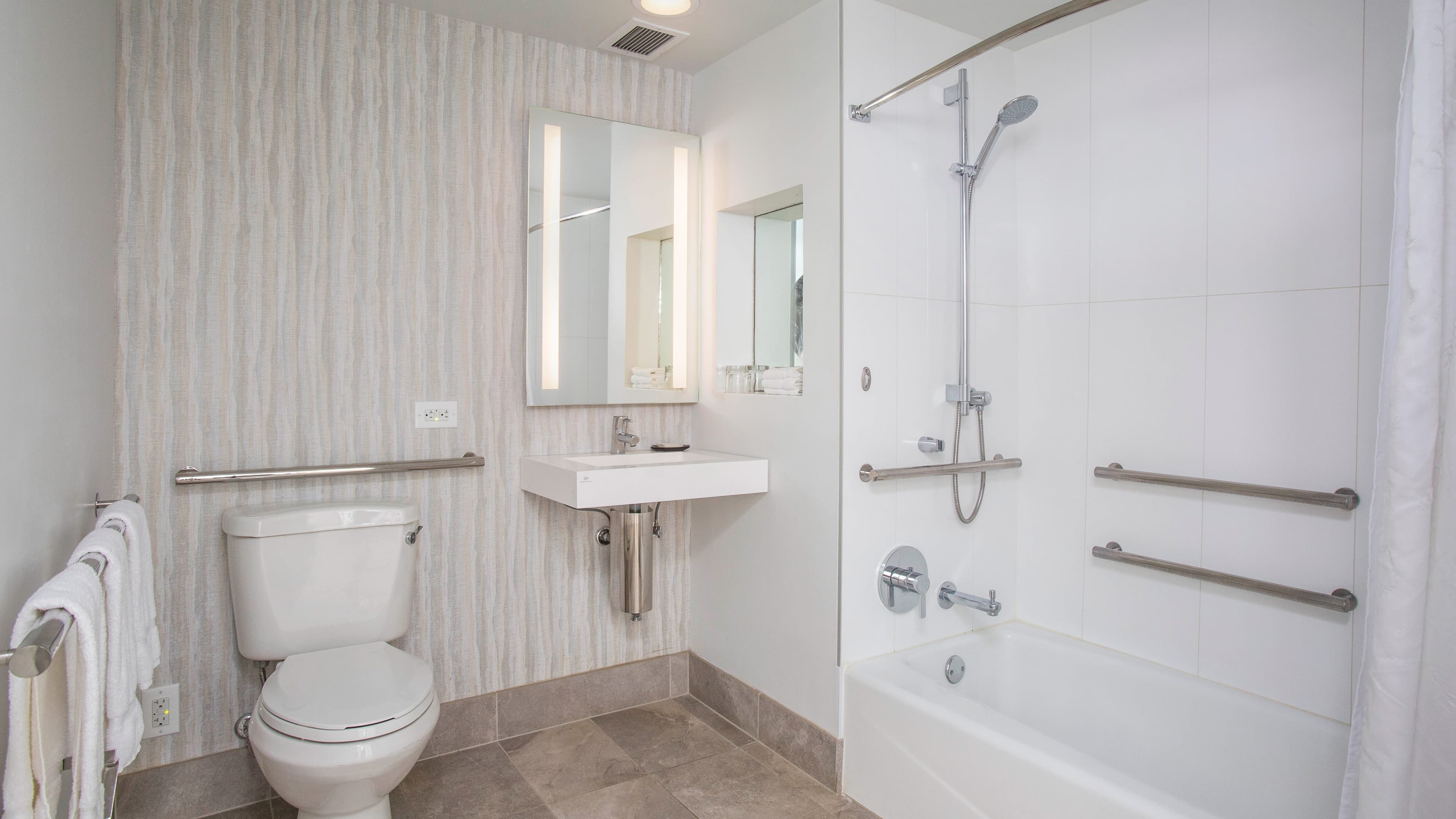 Resort View King - Image 7