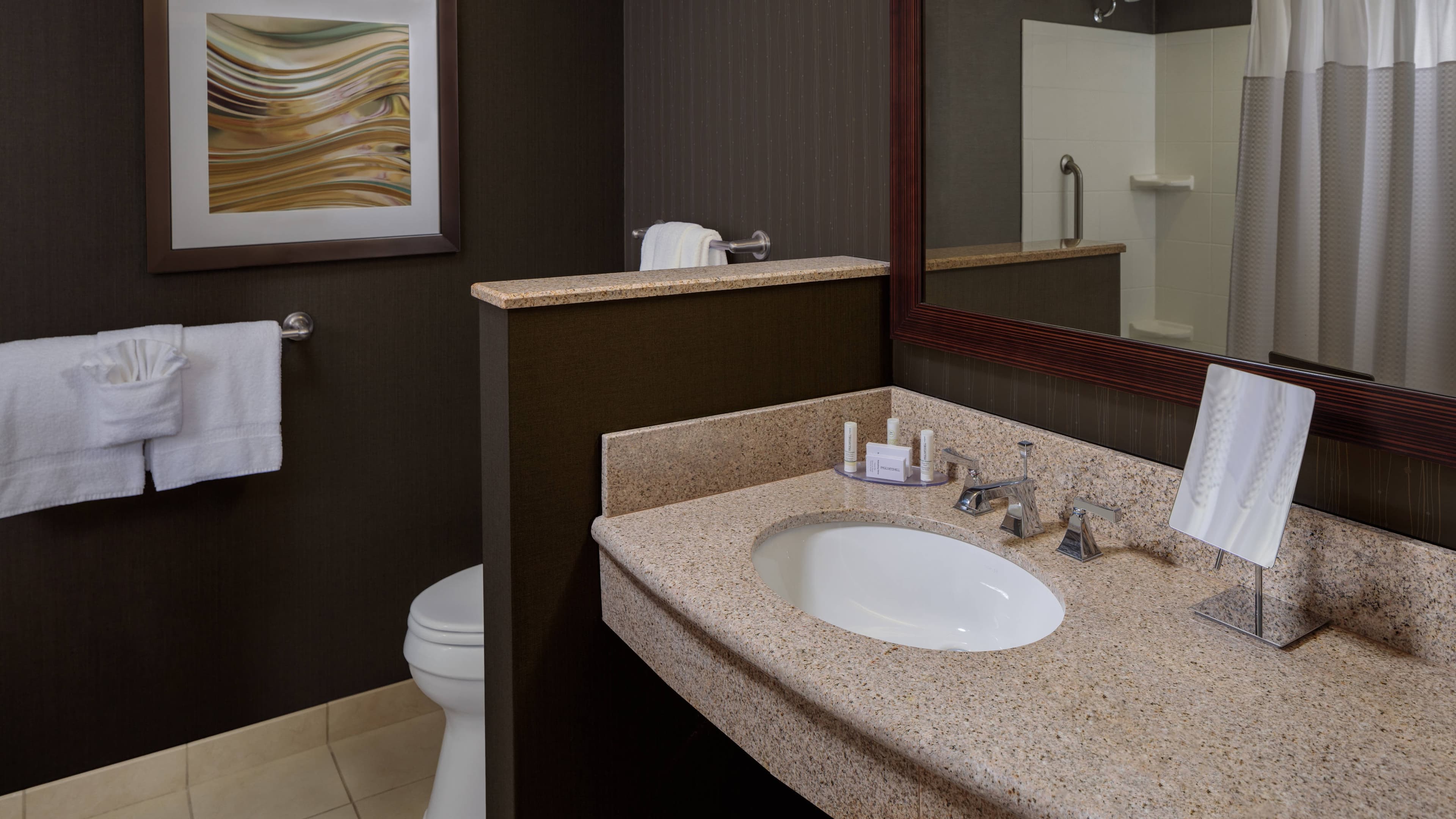 King Guest Room - Image 2