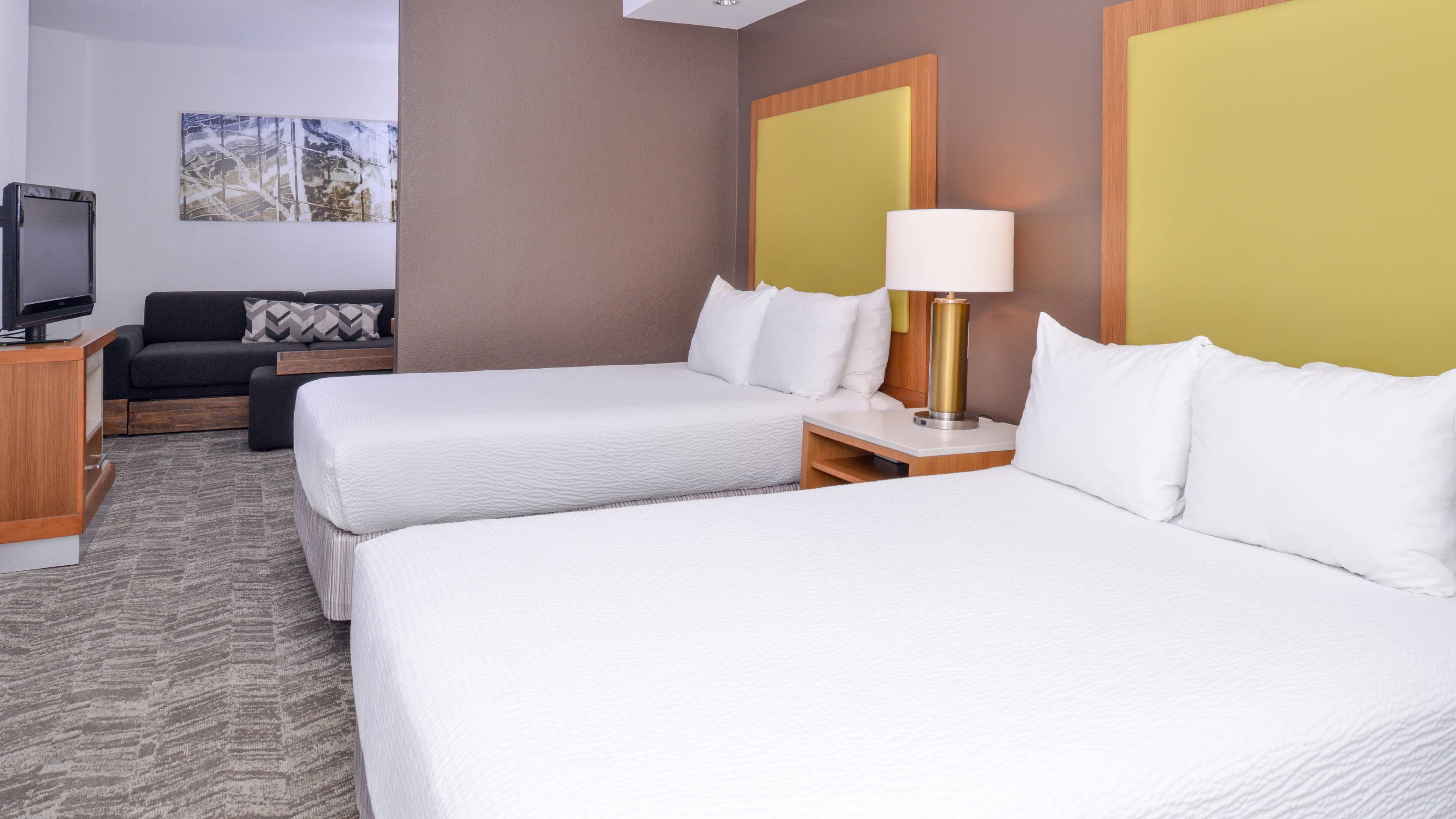 Double Bed Suite - Image 2