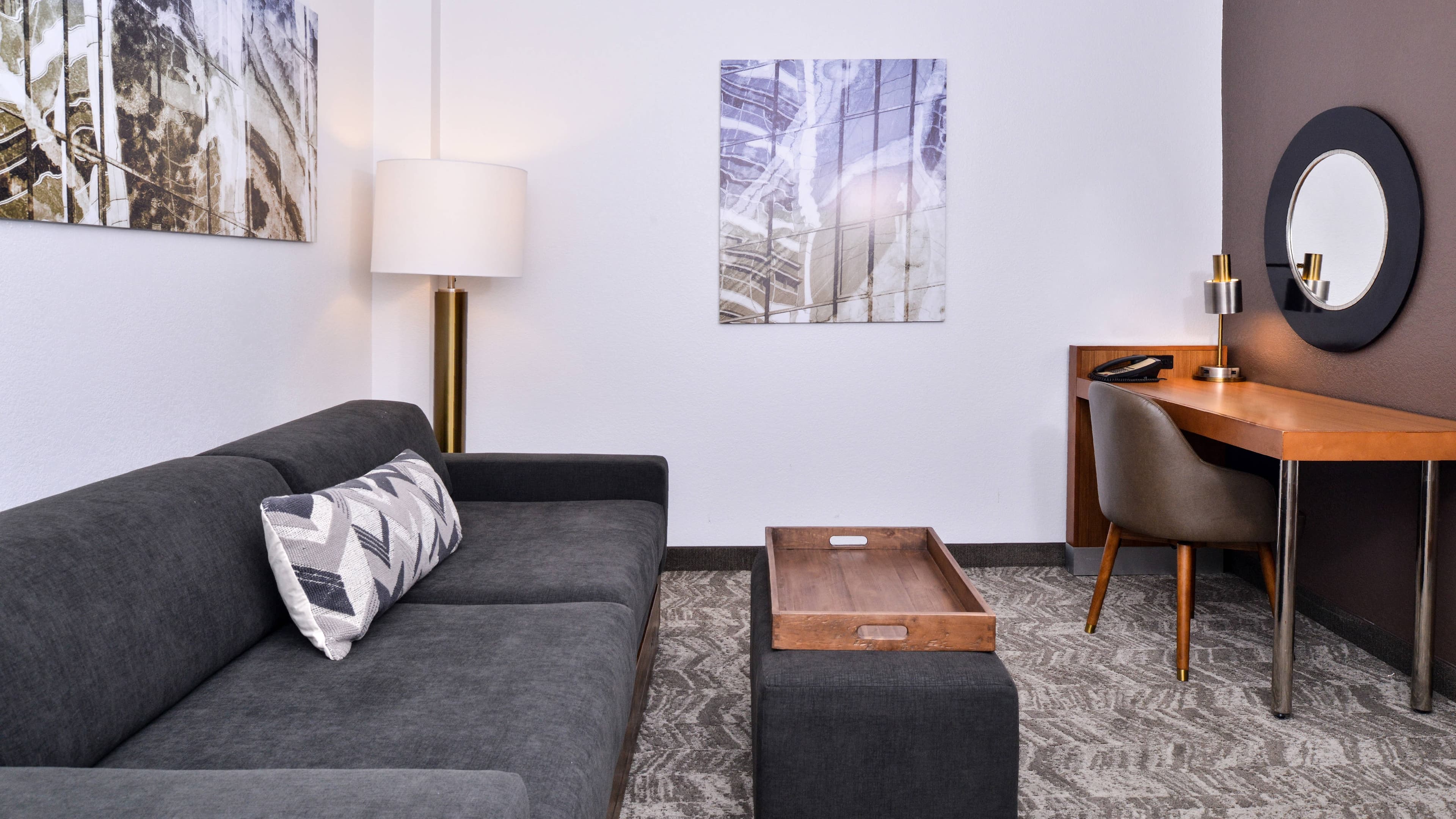 Double Bed Suite - Image 4