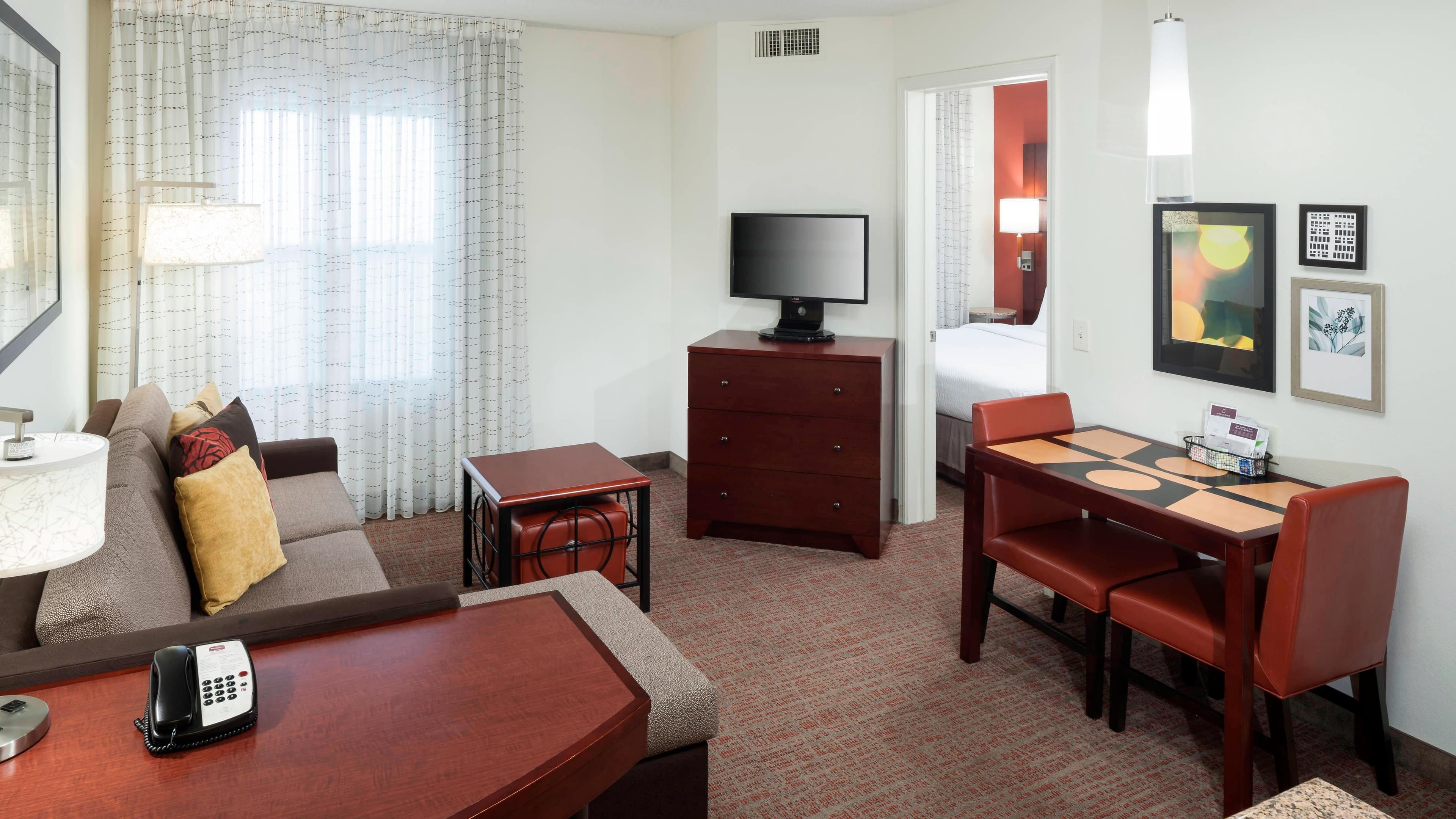 1 Bedroom Suite - Image 1