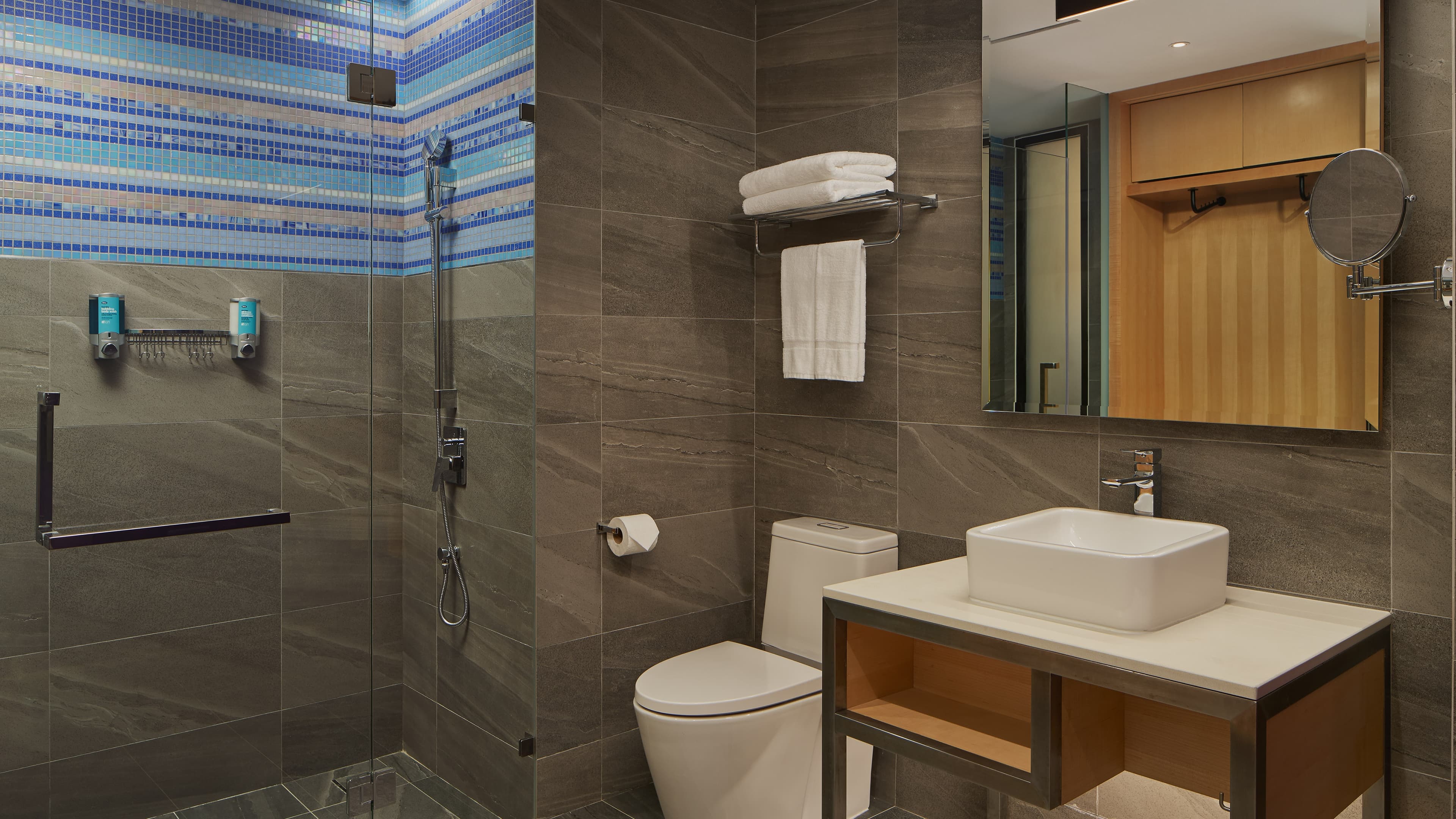 Garden View - Image 4