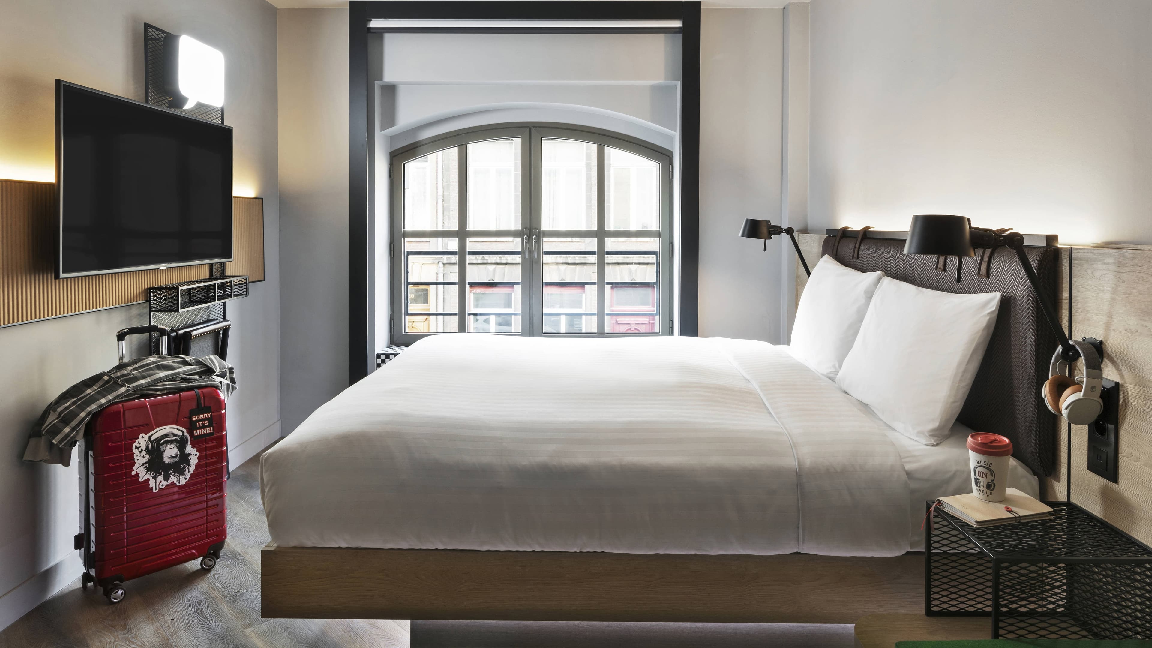 Moxy Sleeper Queen - Image 3