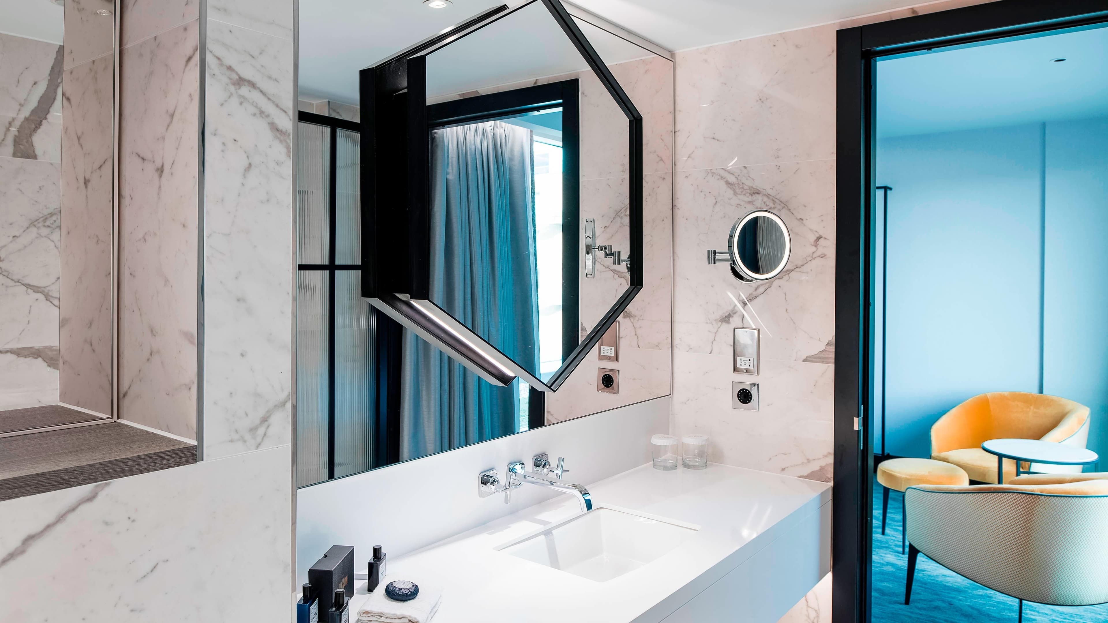 Dixon King Room - Image 5