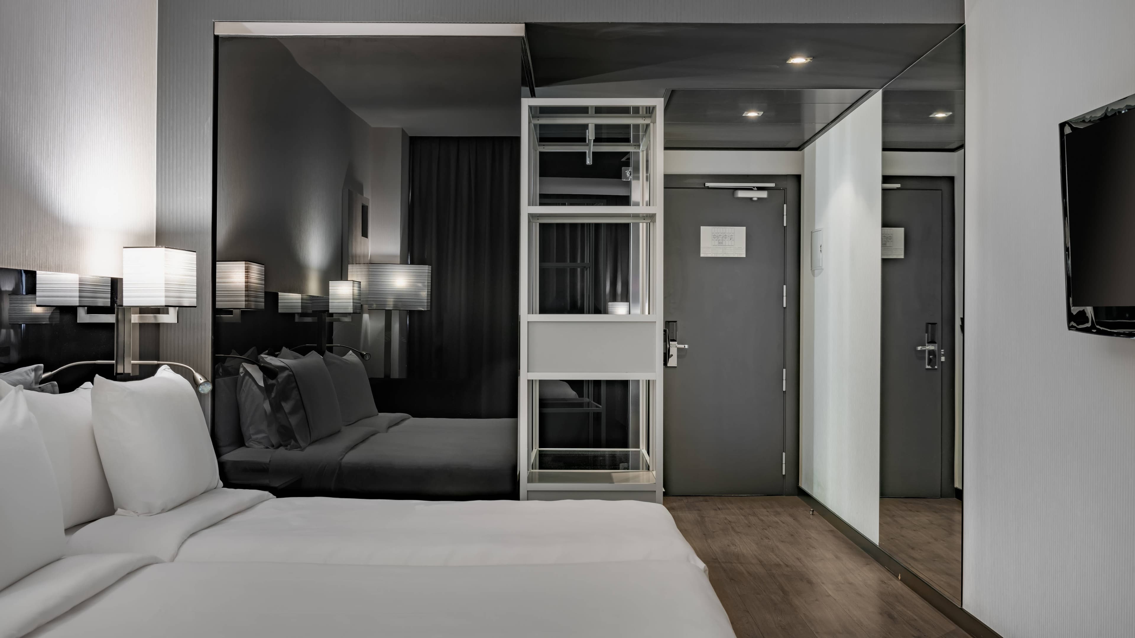 Standard Twin - Image 1