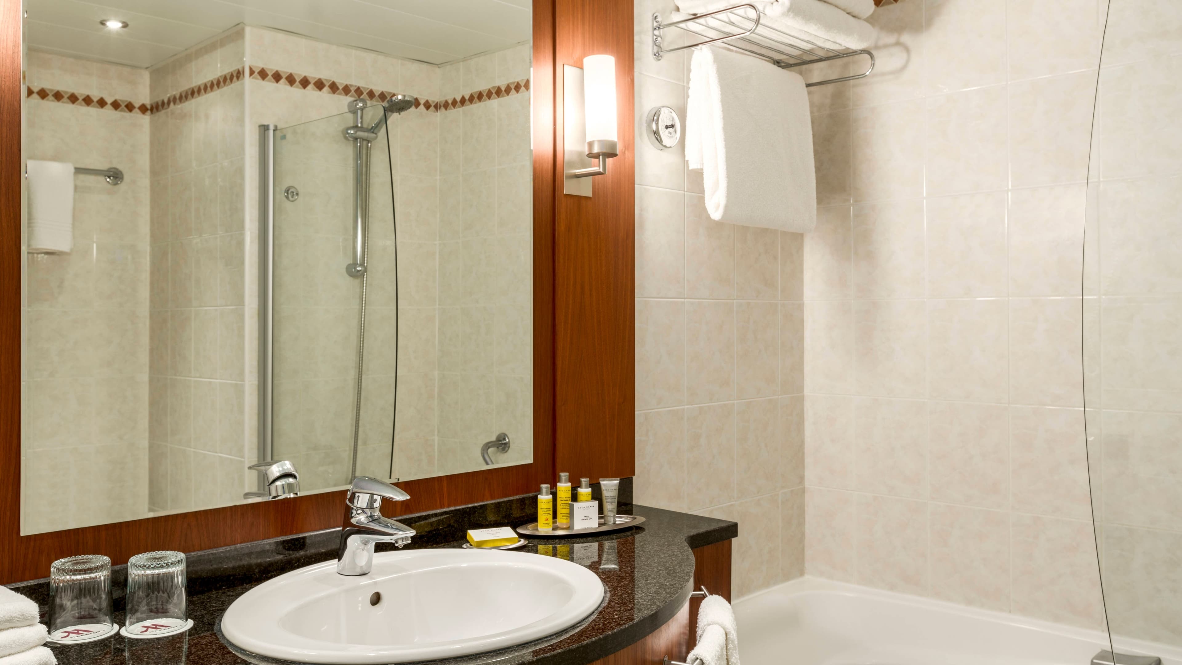 Superior Sea view - Image 10