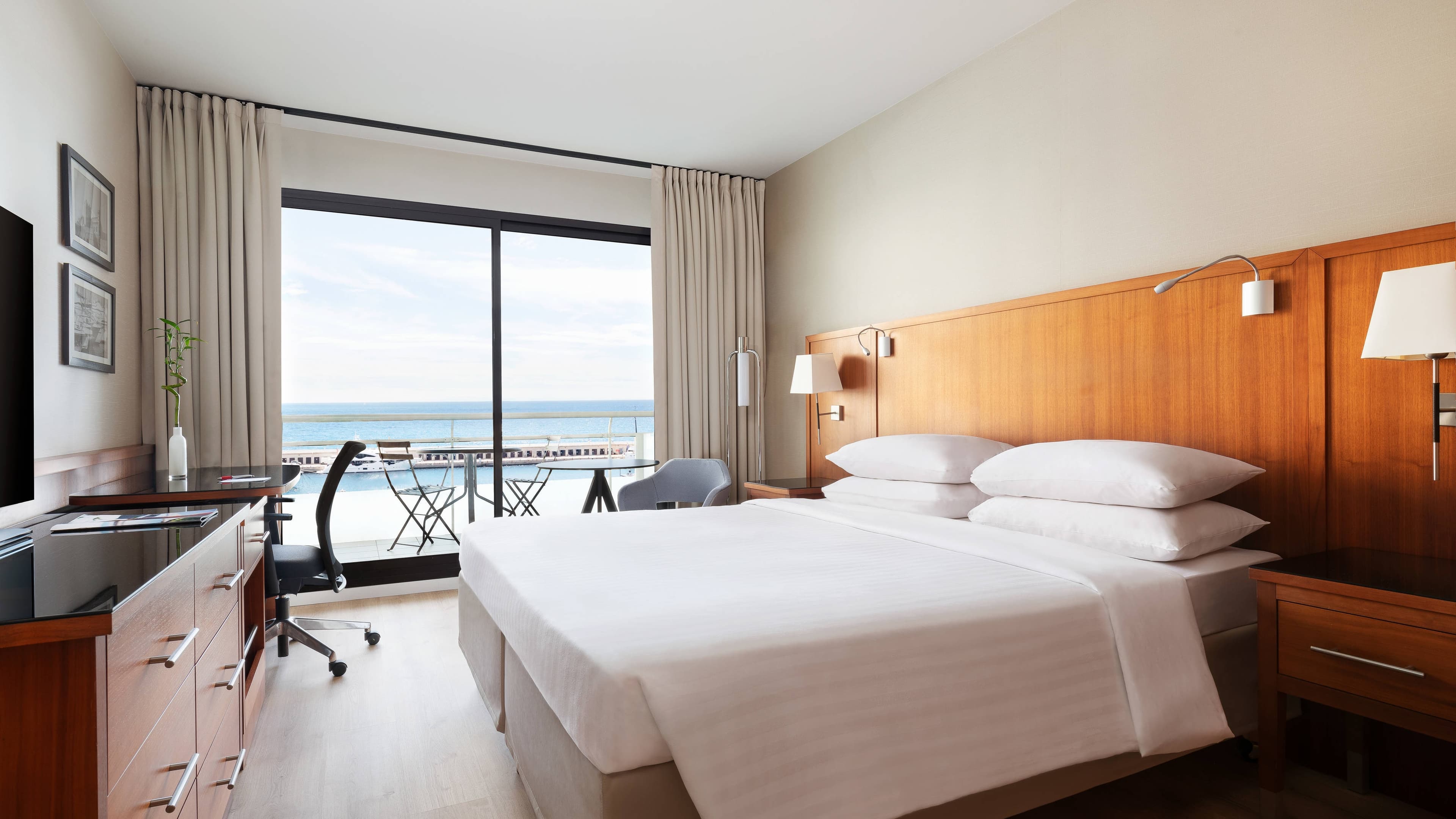 Superior Sea view - Image 1