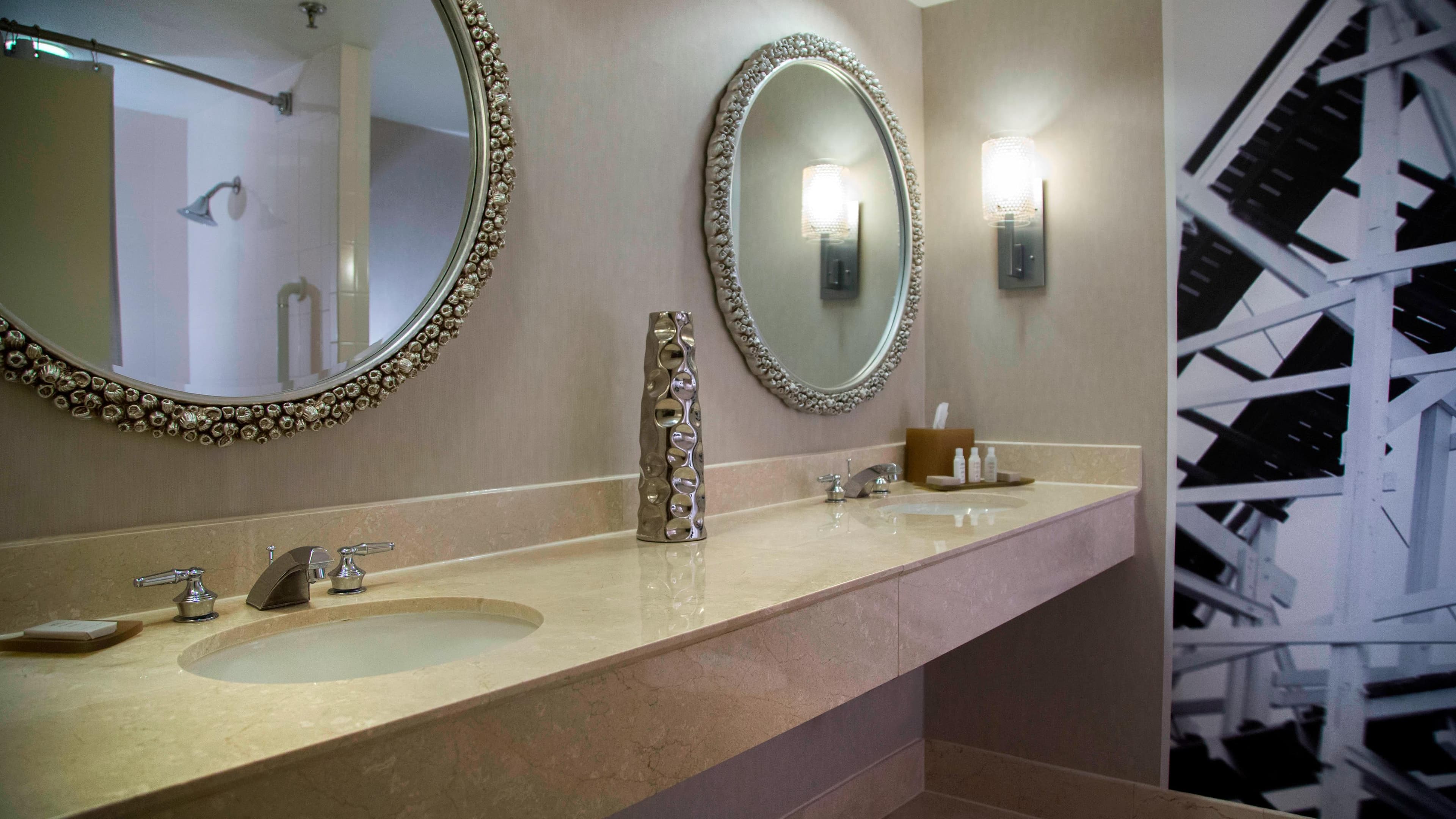 Standard King - Image 7