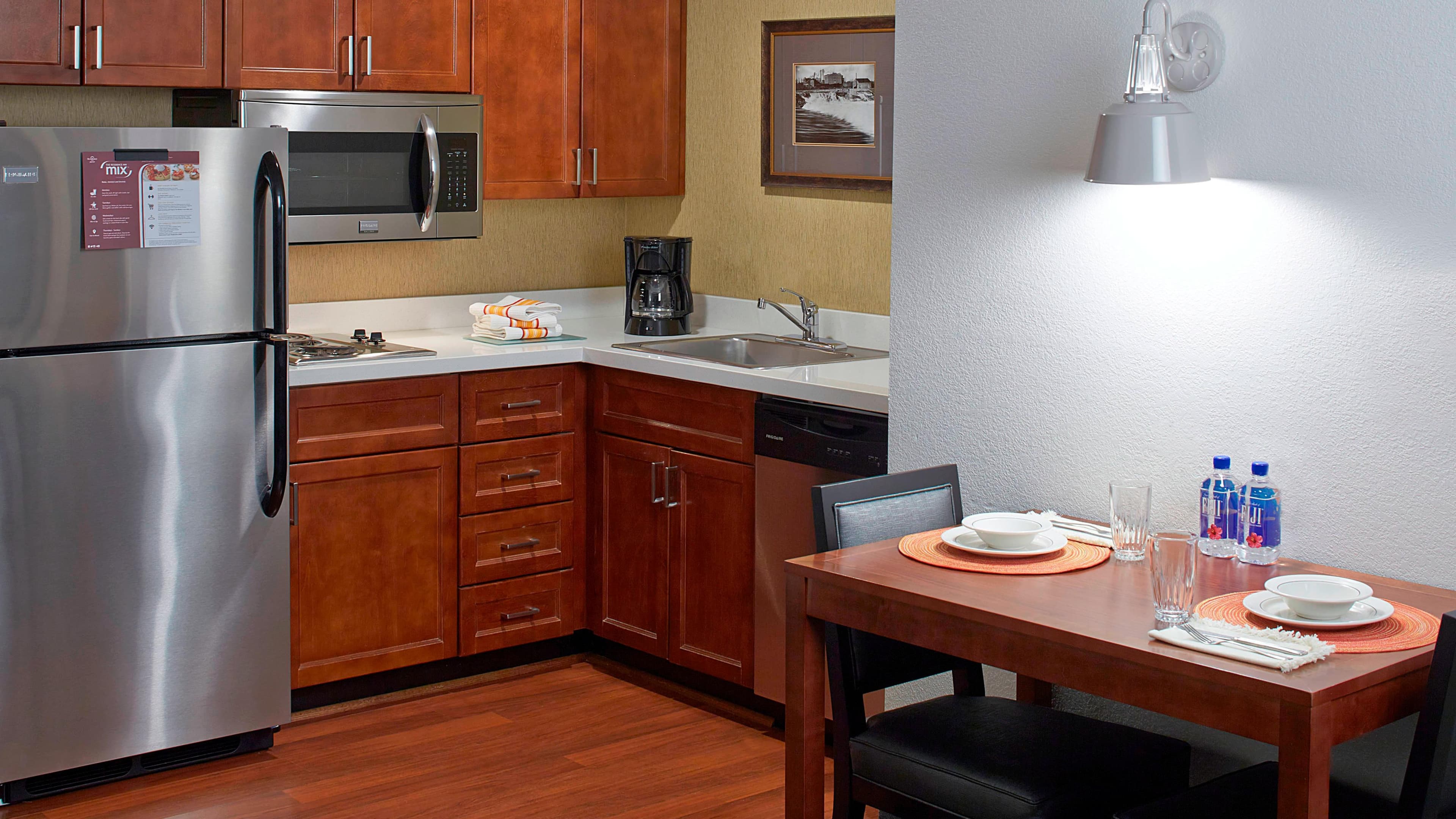 1 Bedroom Suite - Image 3