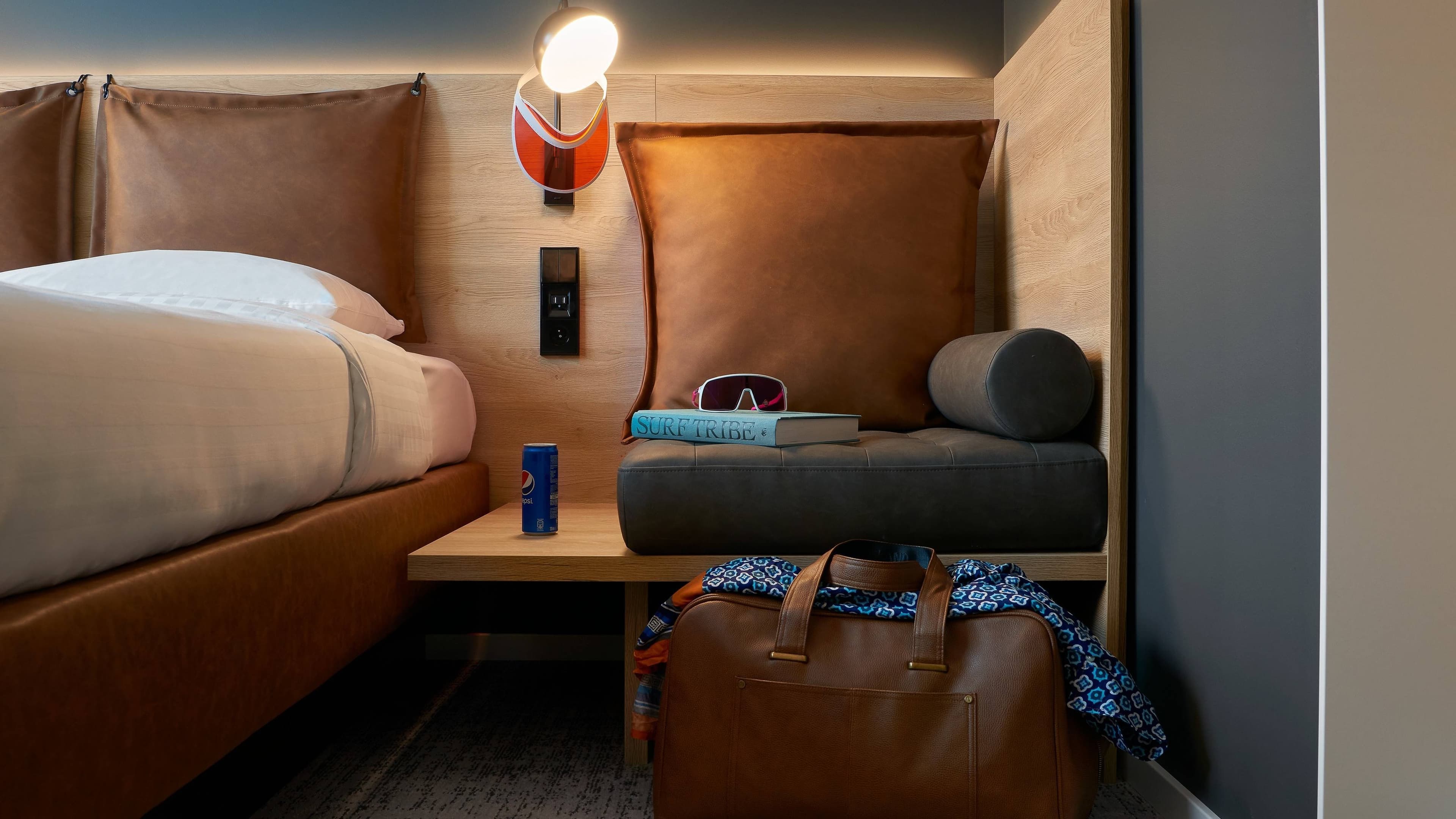 Moxy Queen Sleeper - Image 3