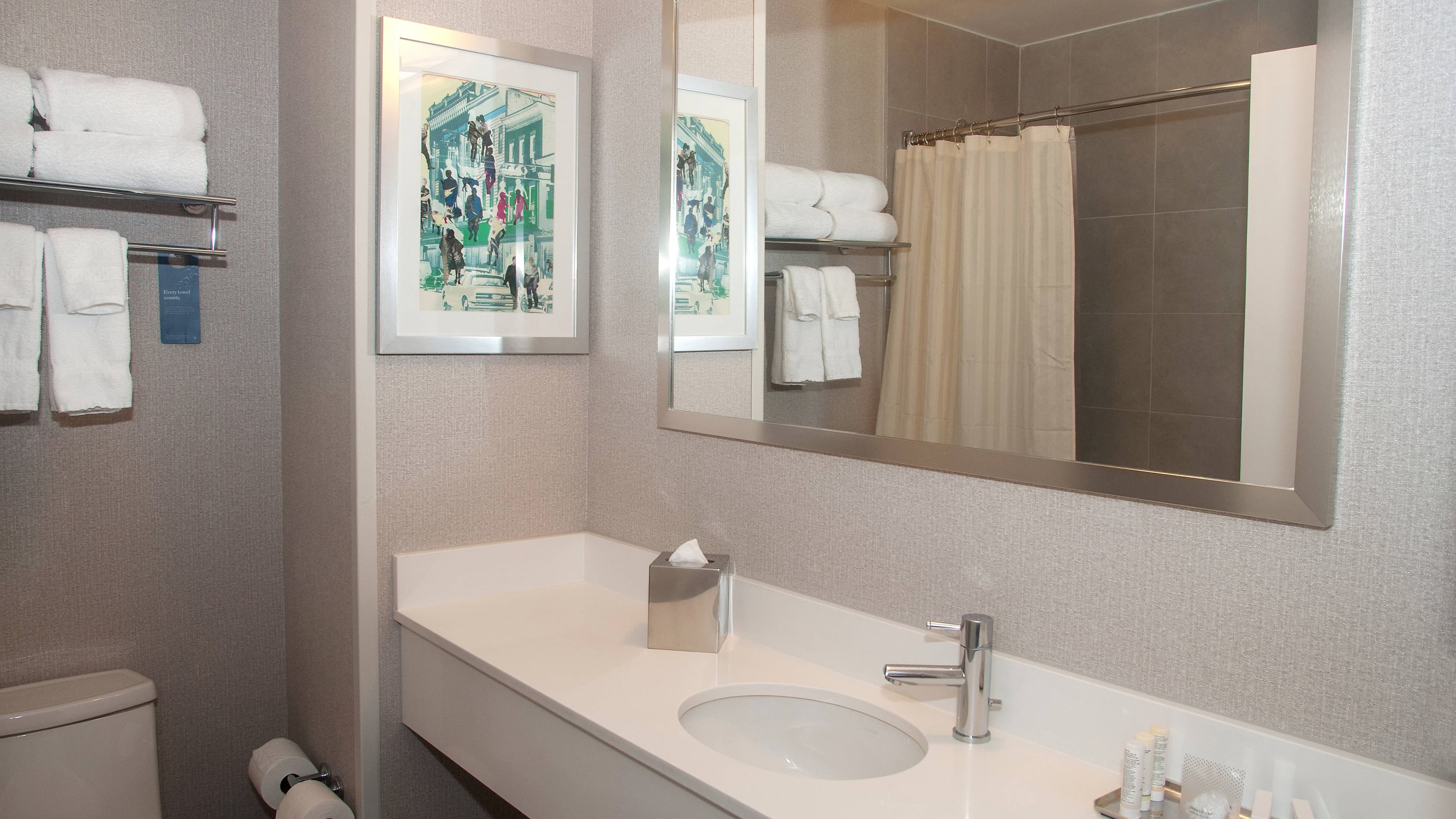 King Guest Room - Image 5