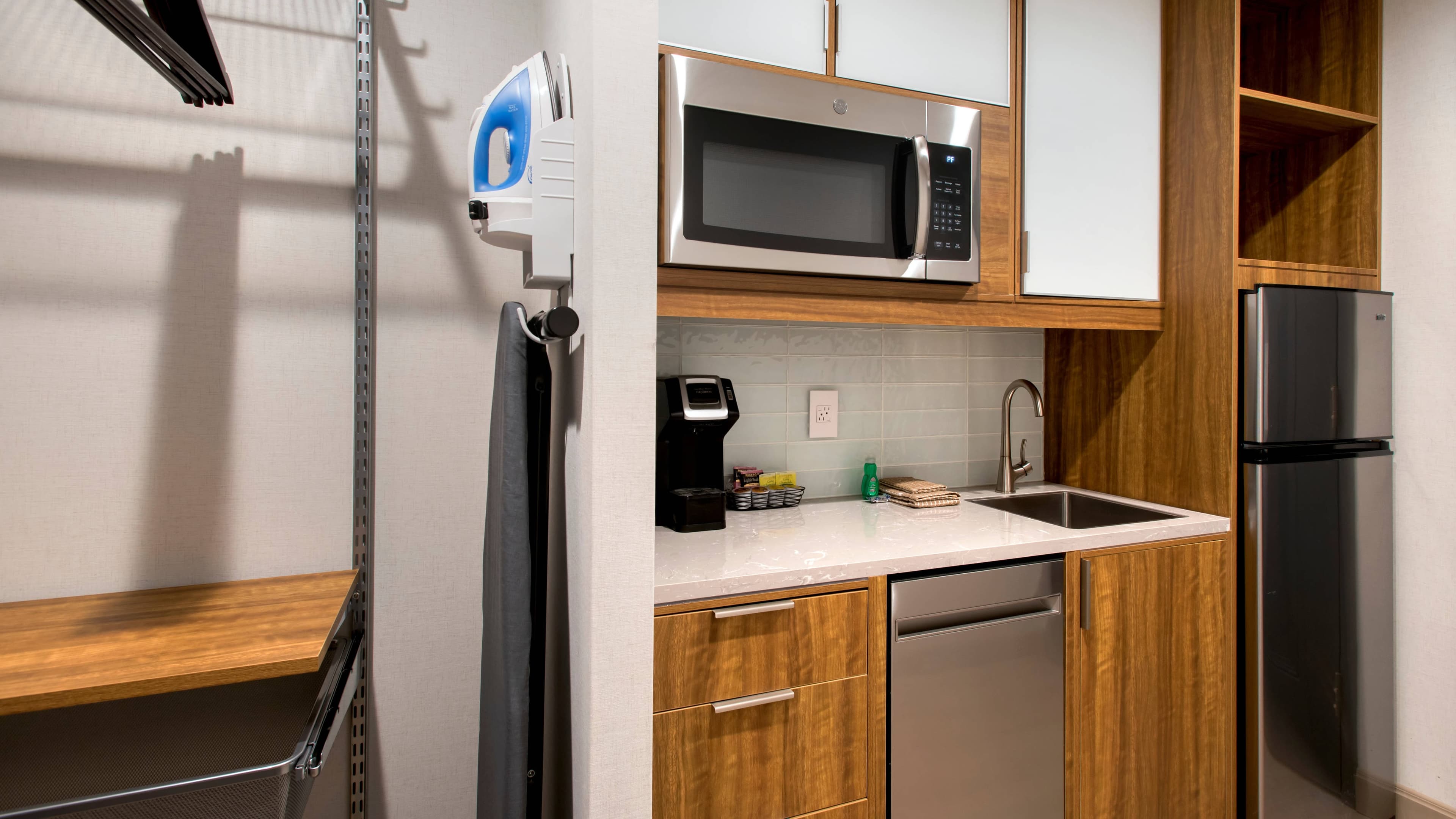 Studio Suite - Image 1