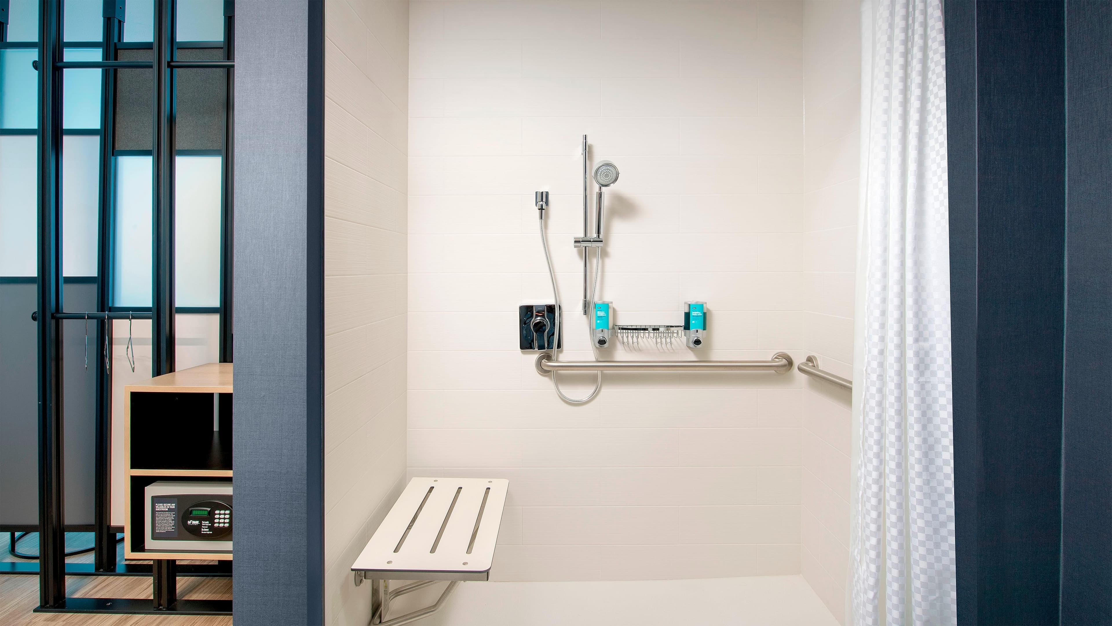 Aloft Guest Room - Image 3