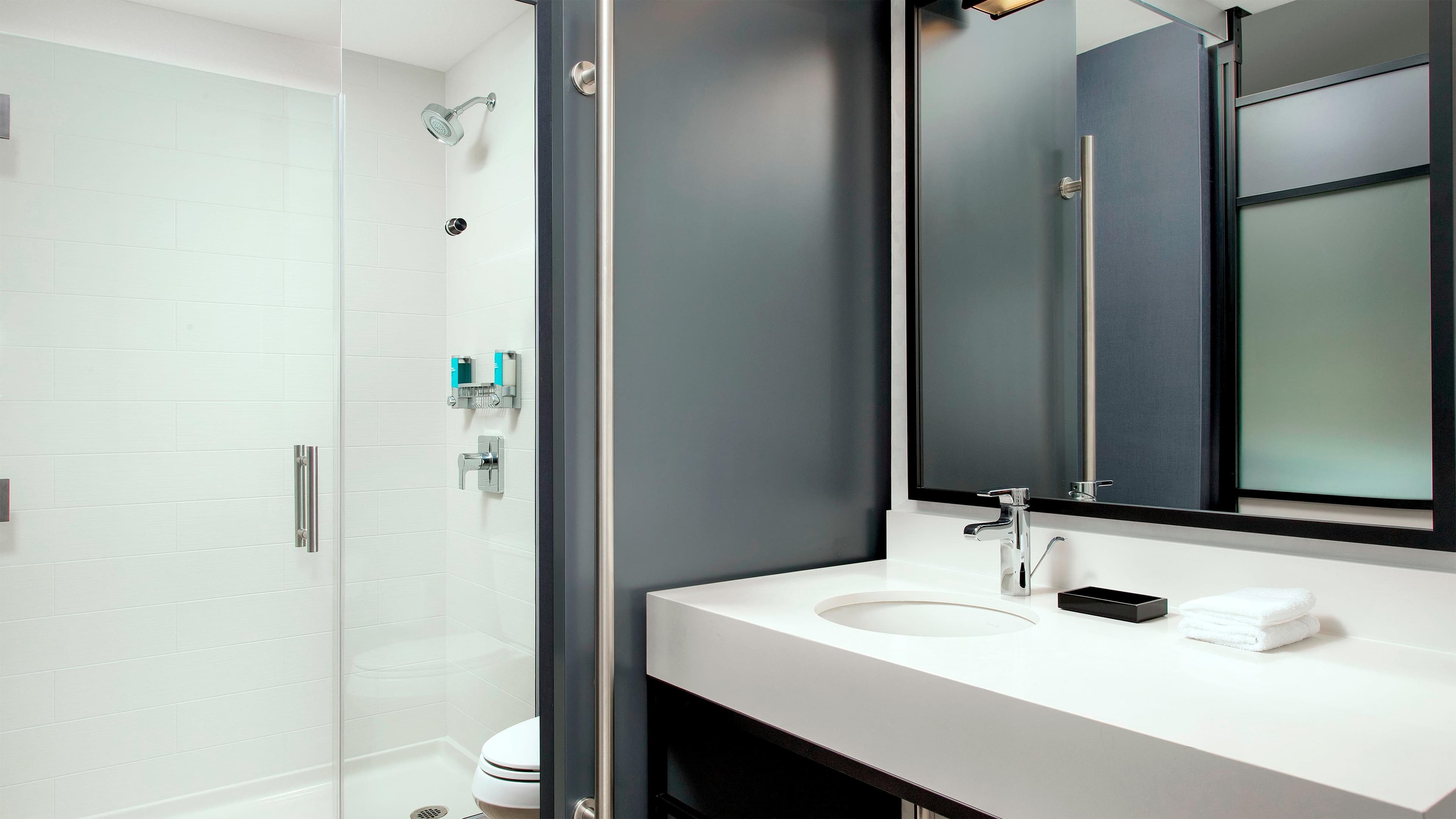 Aloft Guest Room - Image 2