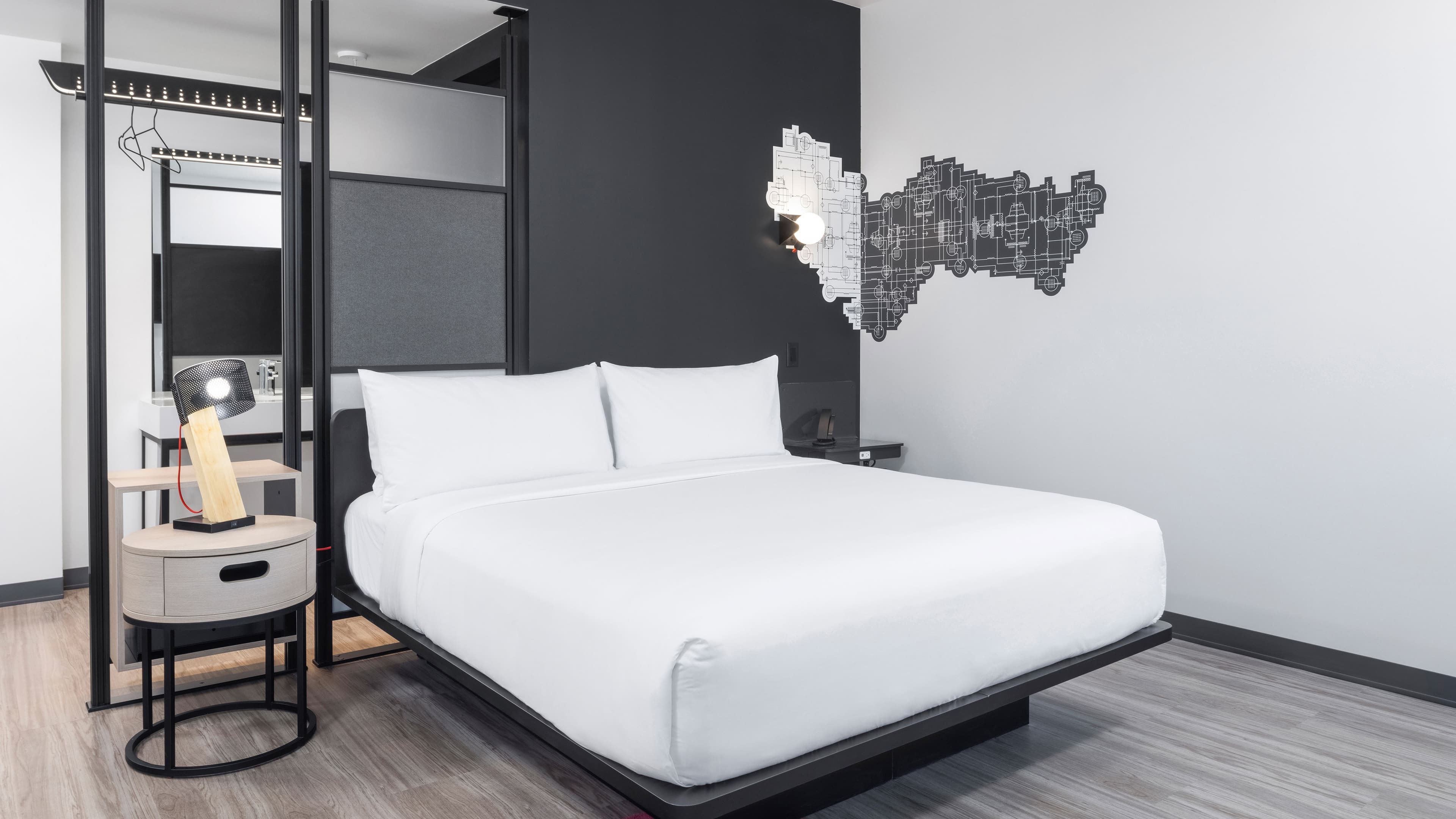 Aloft King - Image 1