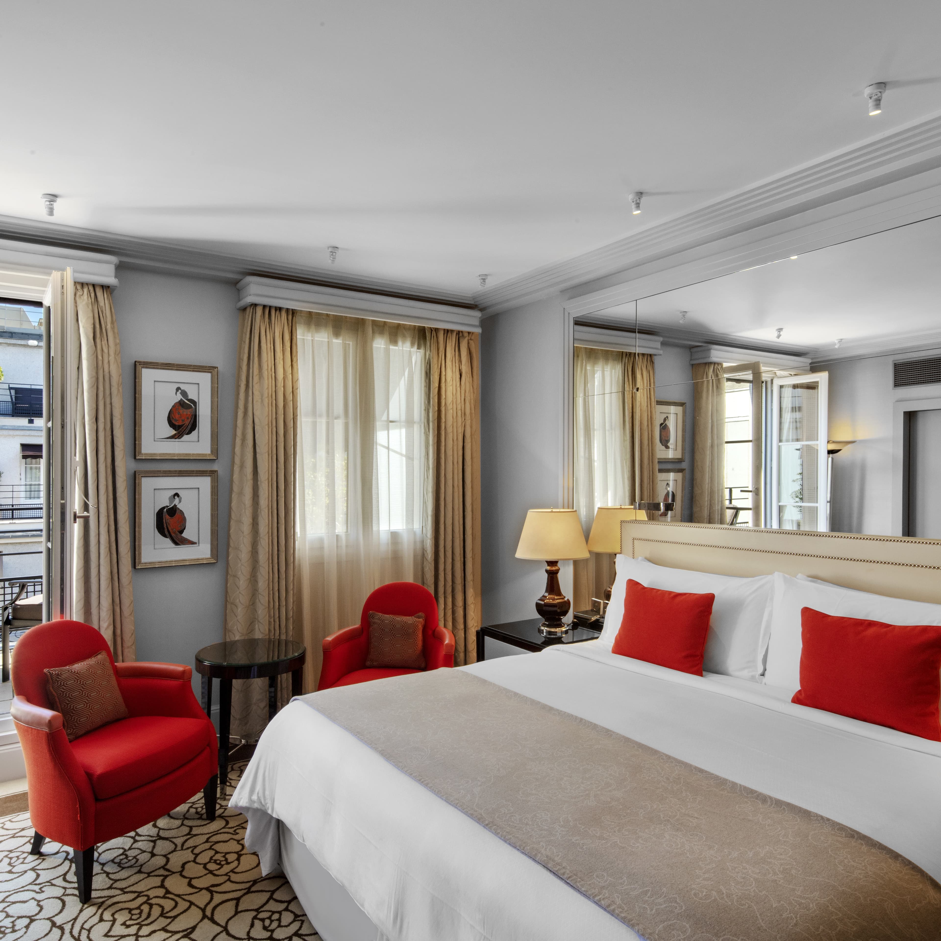 Prince de Galles, a Luxury Collection Hotel, Paris