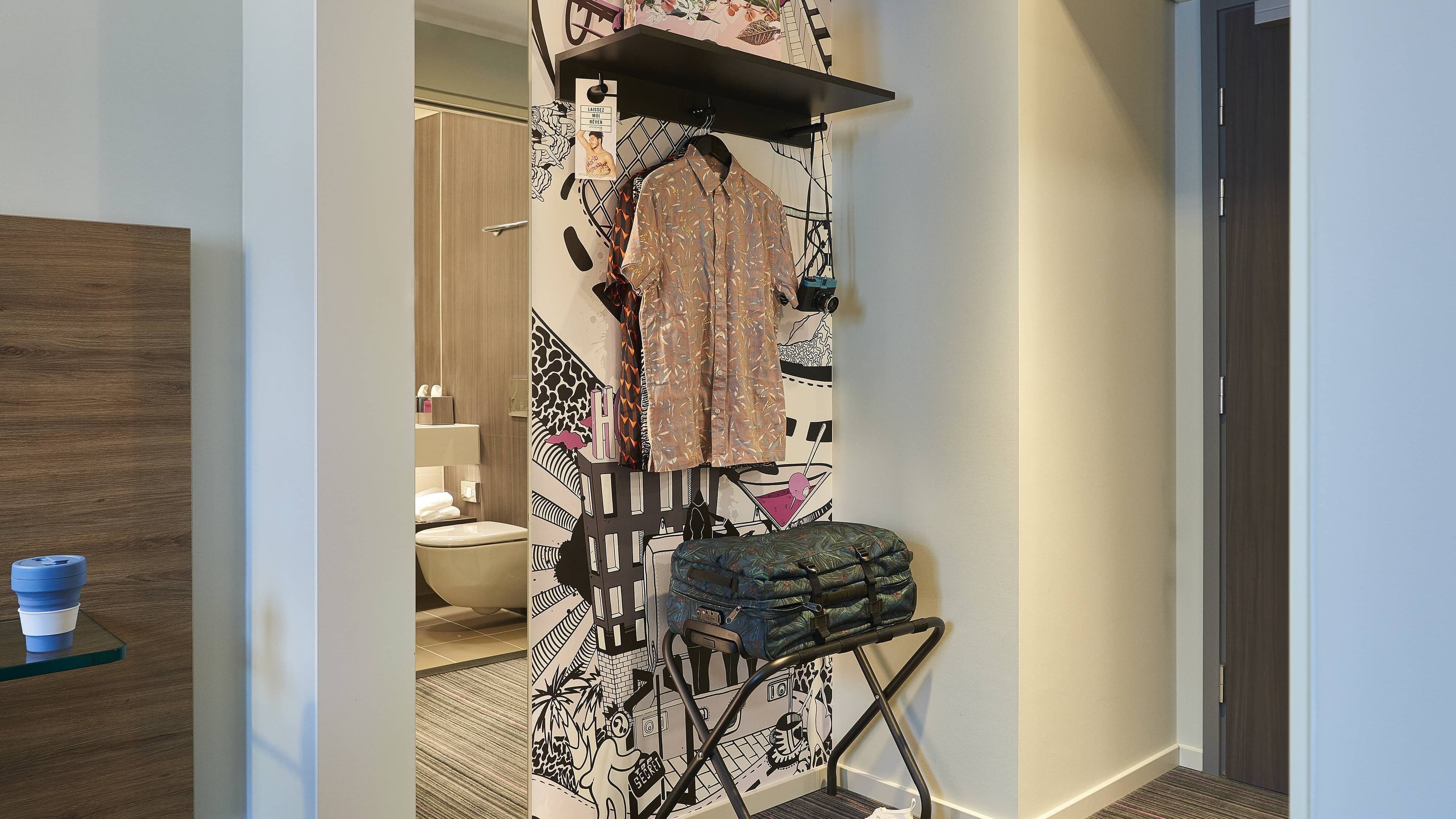 Moxy Queen Sleeper - Image 2