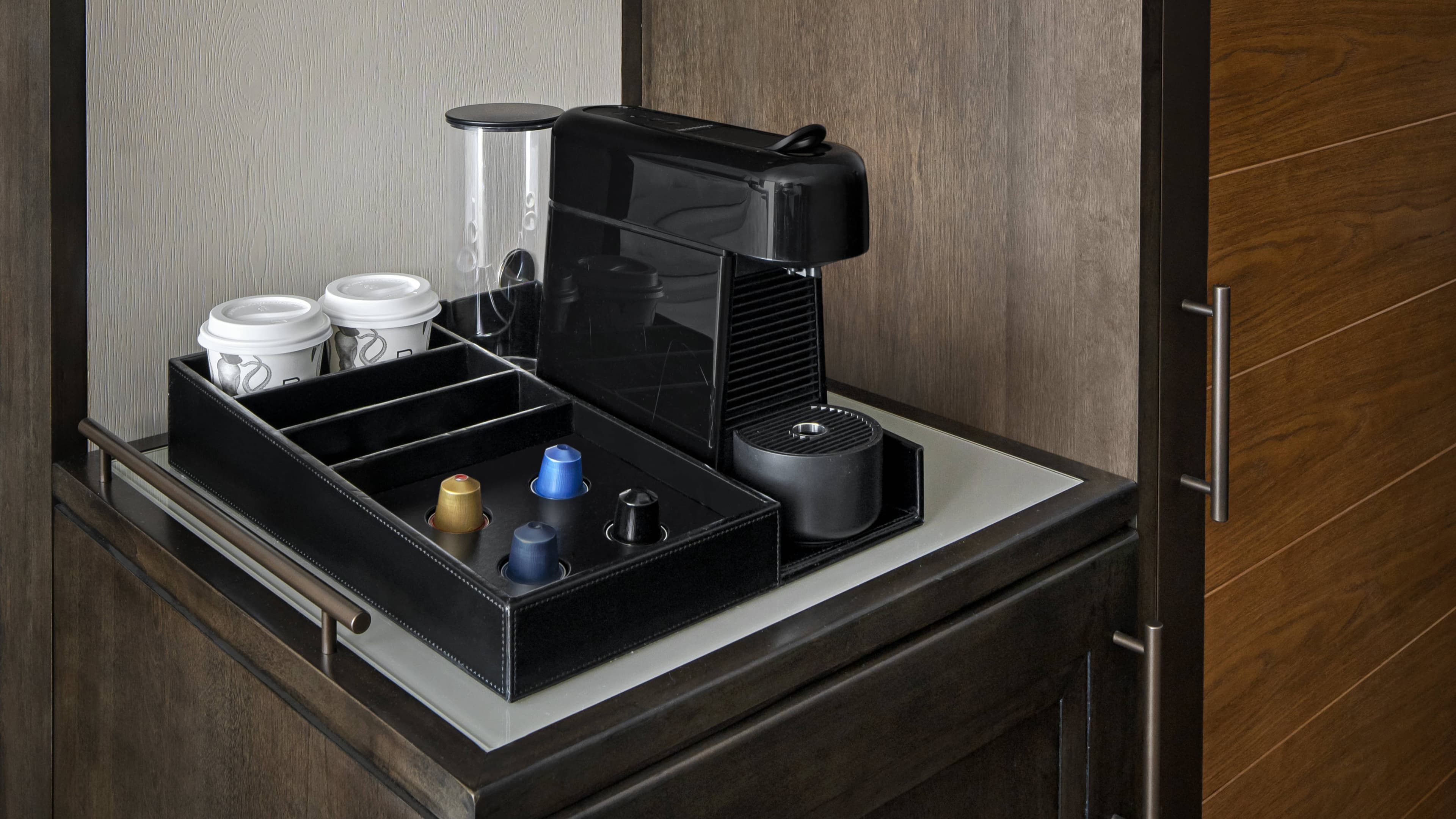 Queen Queen City View - Image 5