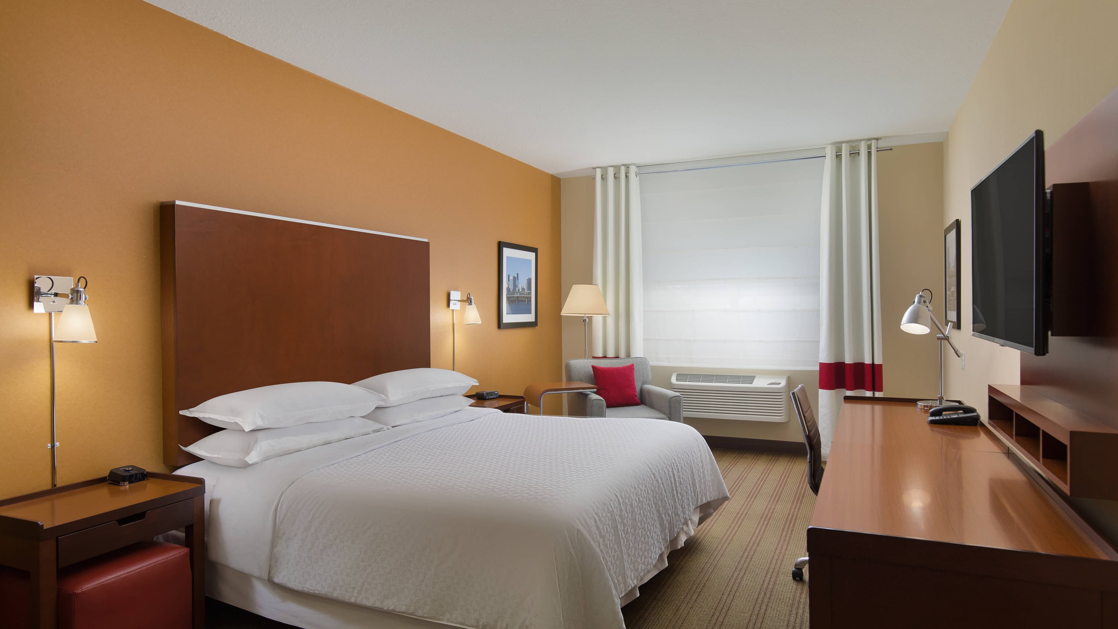 Standard King Room - Image 1