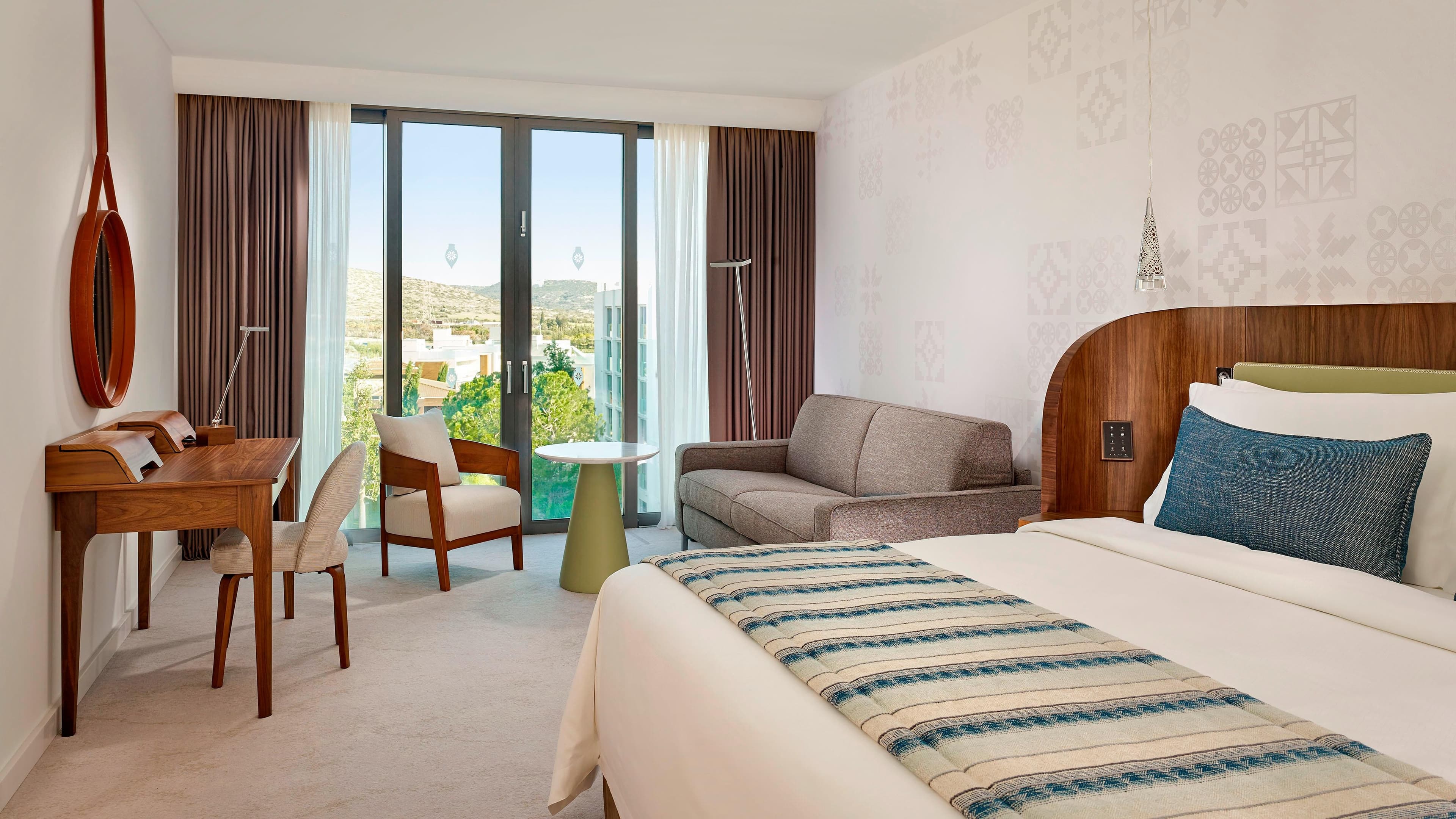 Superior Inland View King - Image 3