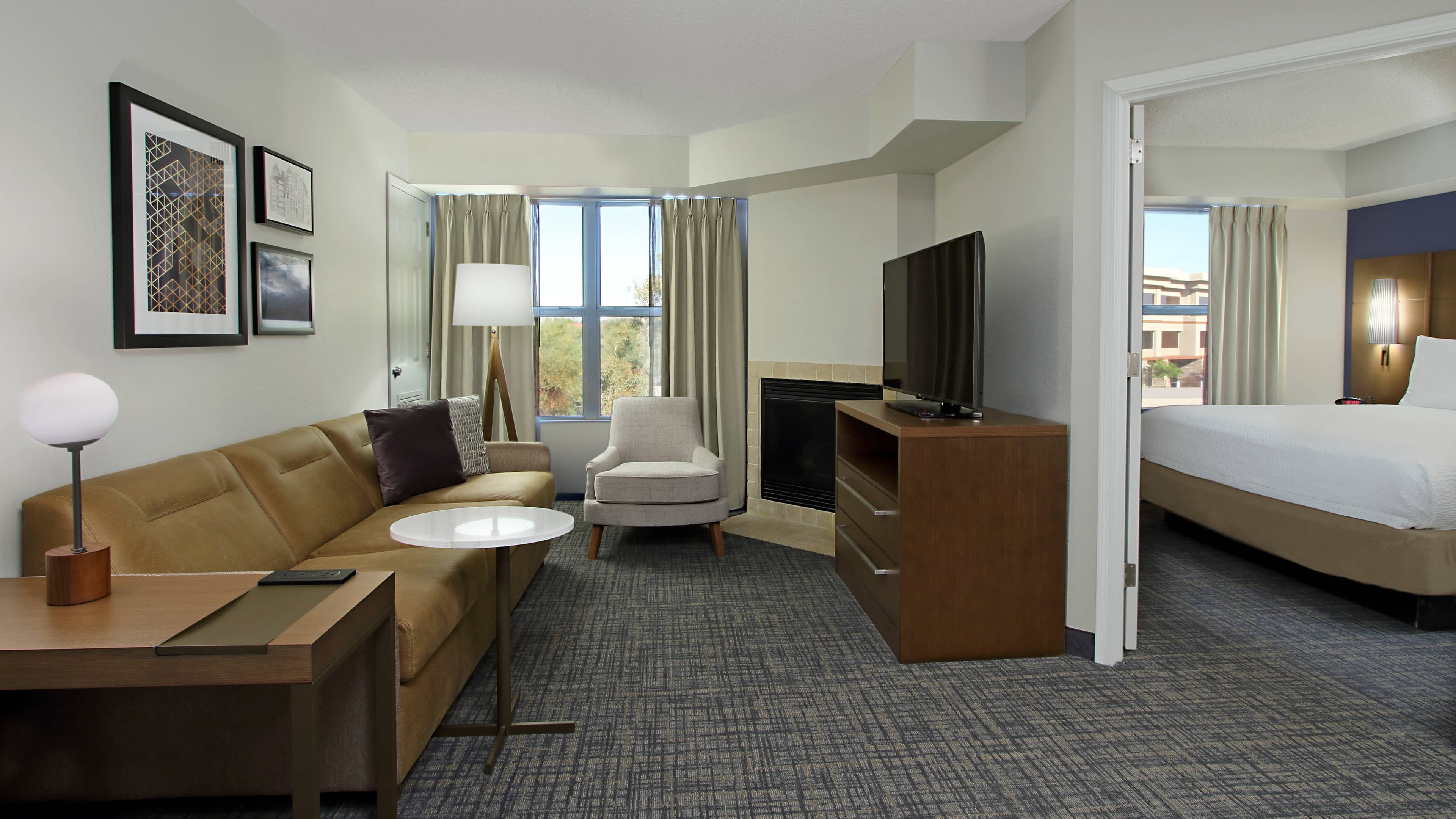 1 Bedroom Suite - Image 2