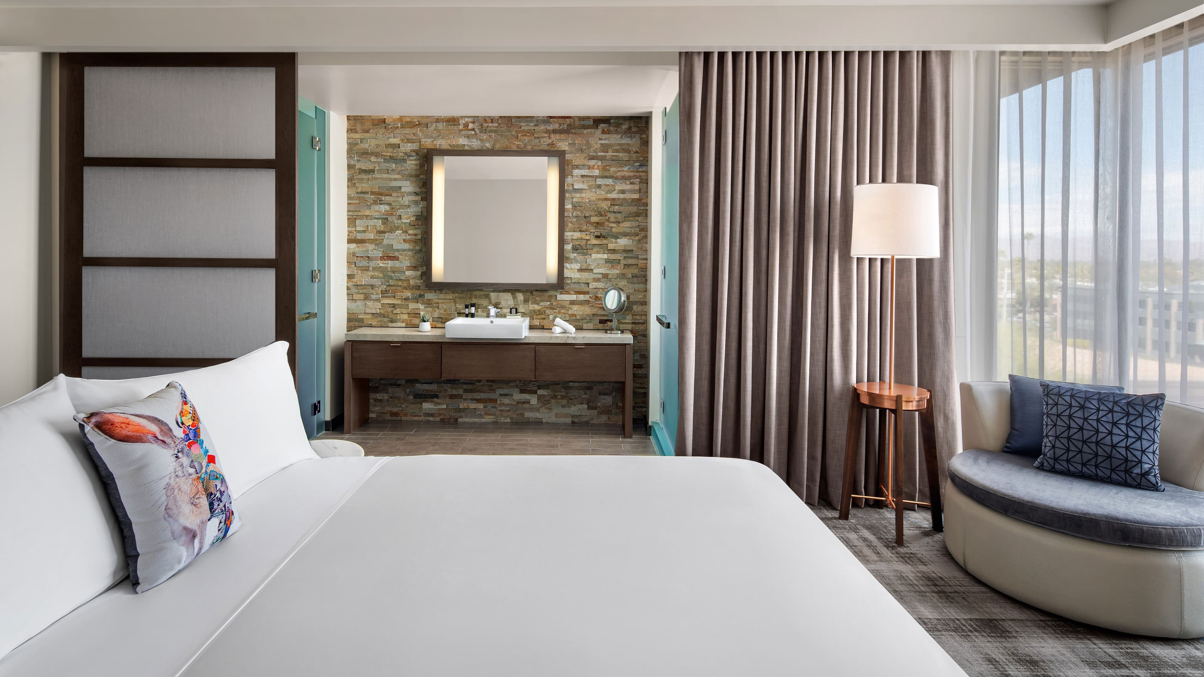 Standard King - Image 2