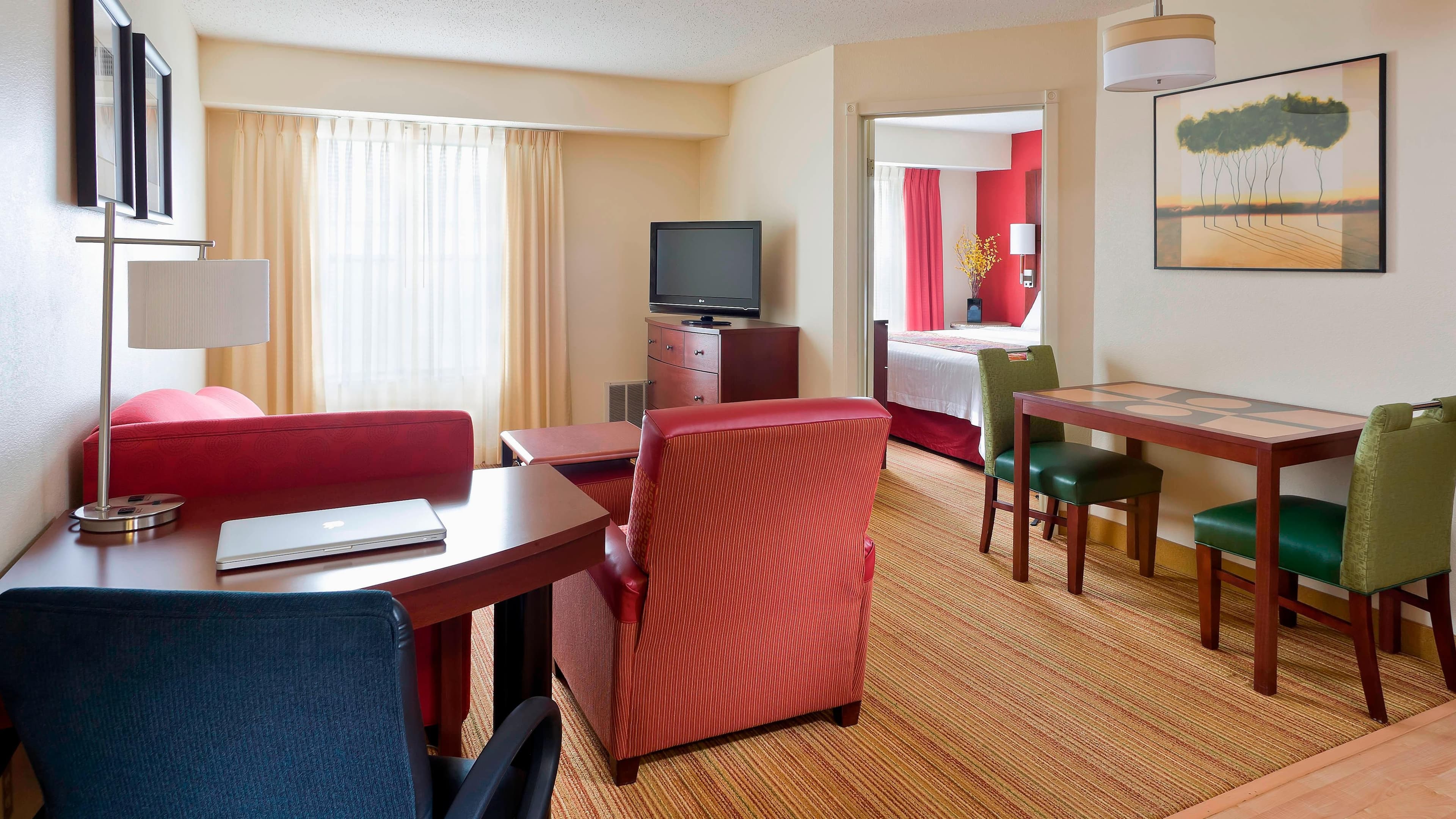 1 Bedroom Suite - Image 1