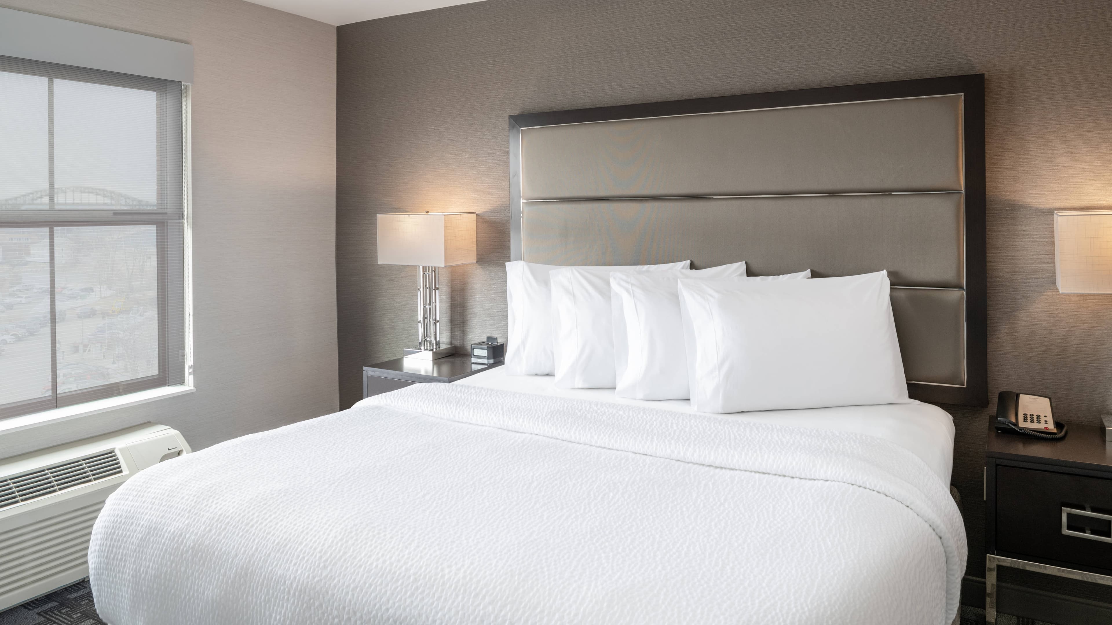 1 Bedroom Suite - Image 3