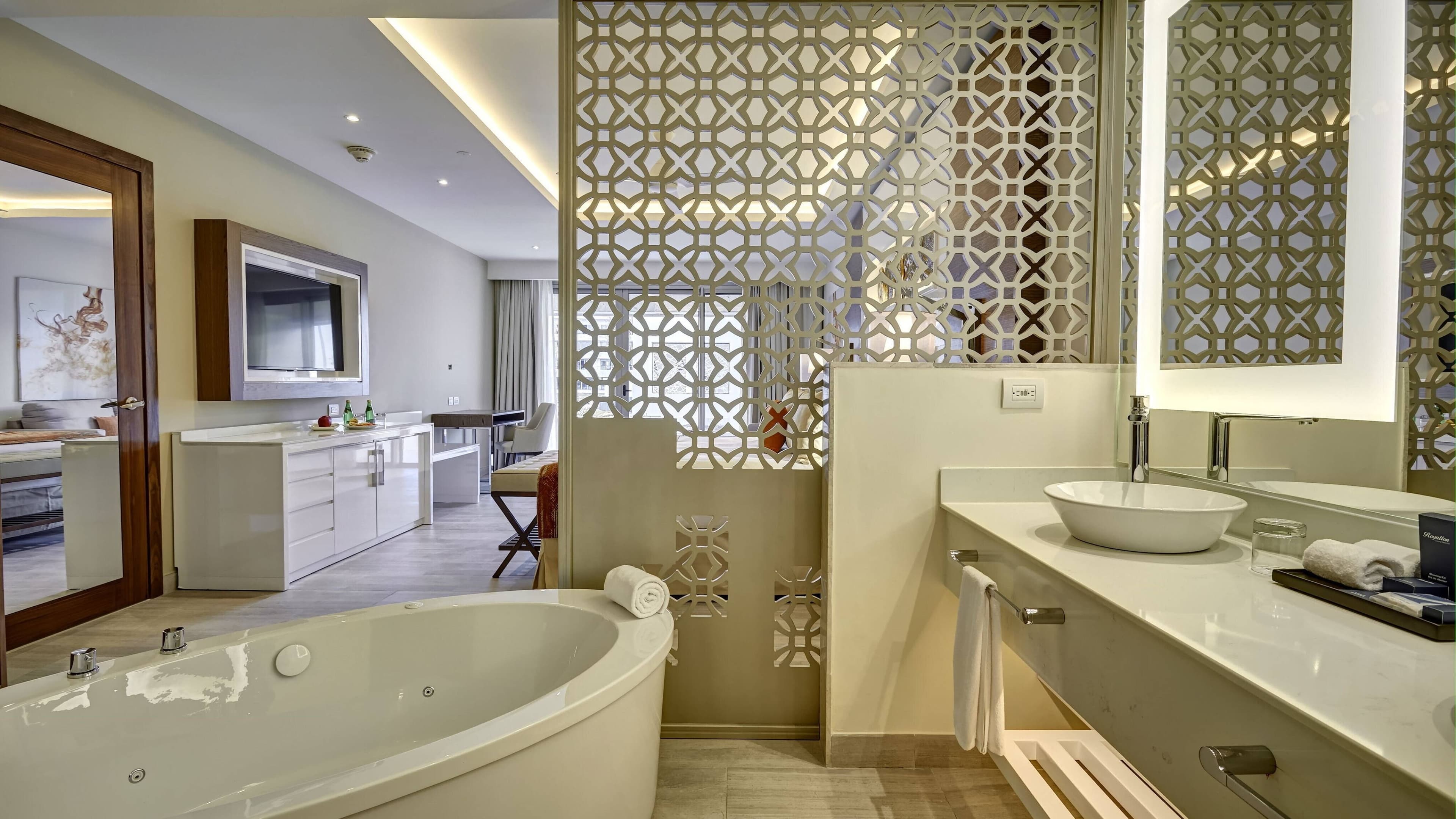 Garden View - Image 4