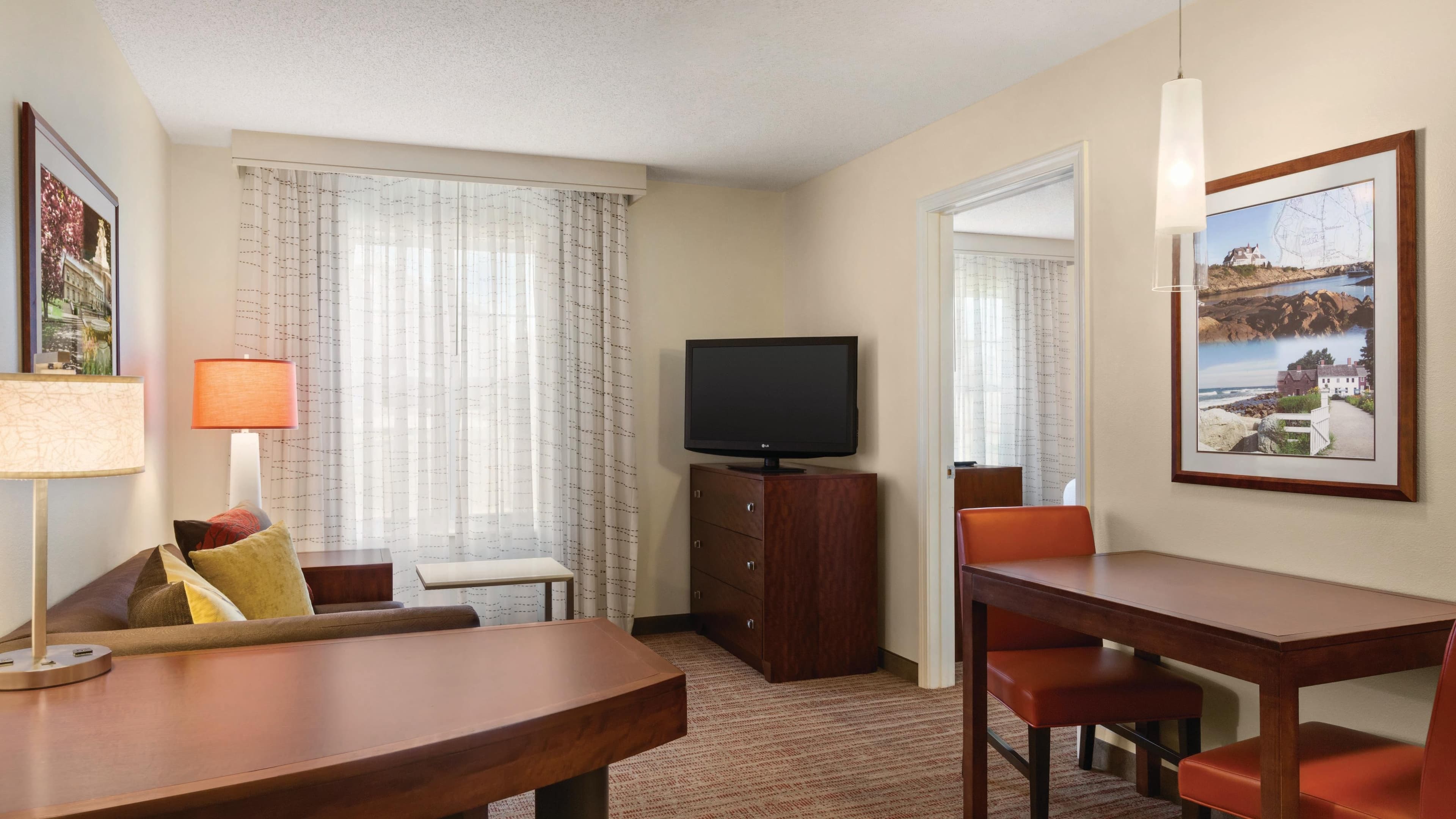 1 Bedroom Suite - Image 1