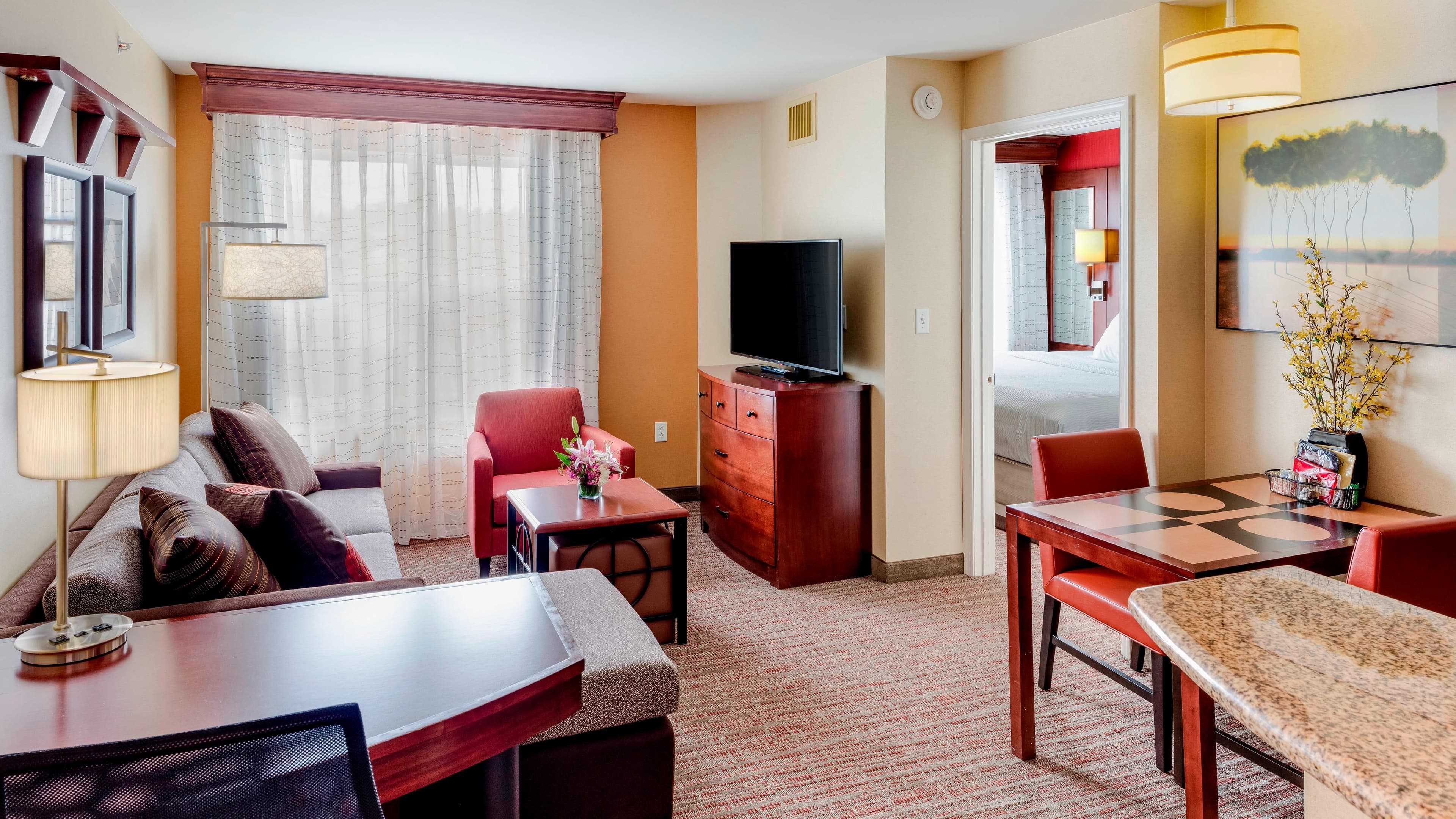 1 Bedroom Suite - Image 2