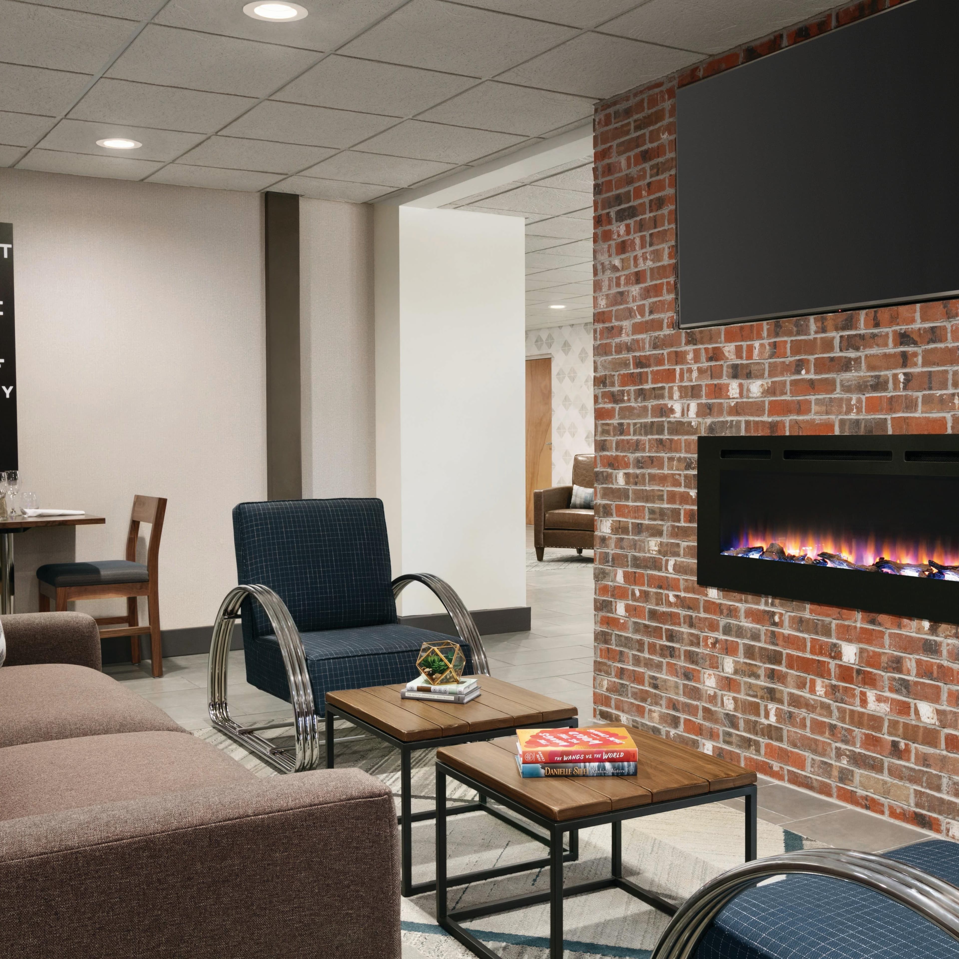 Four Points by Sheraton Raleigh Arena