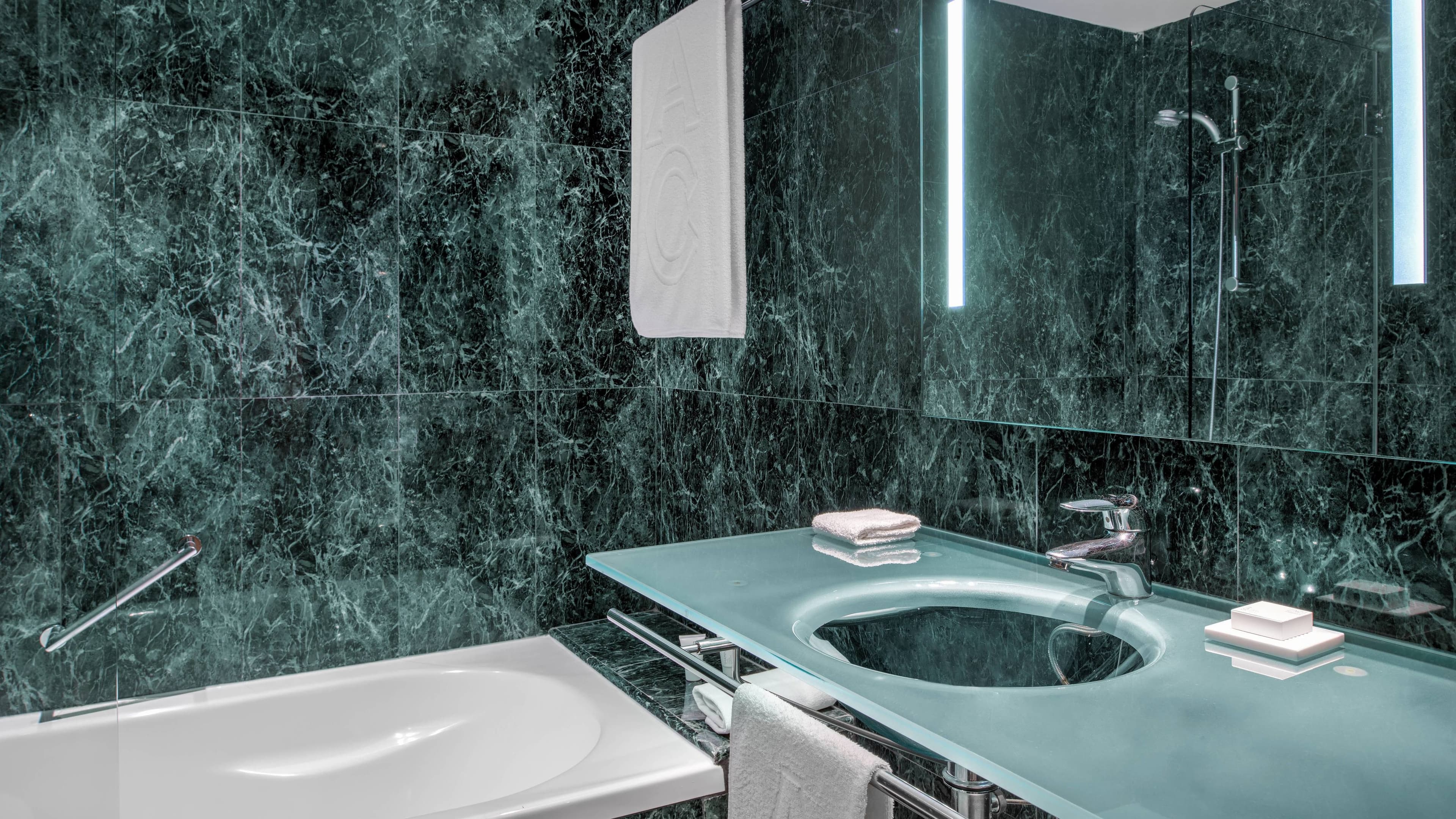 Standard Twin - Image 3