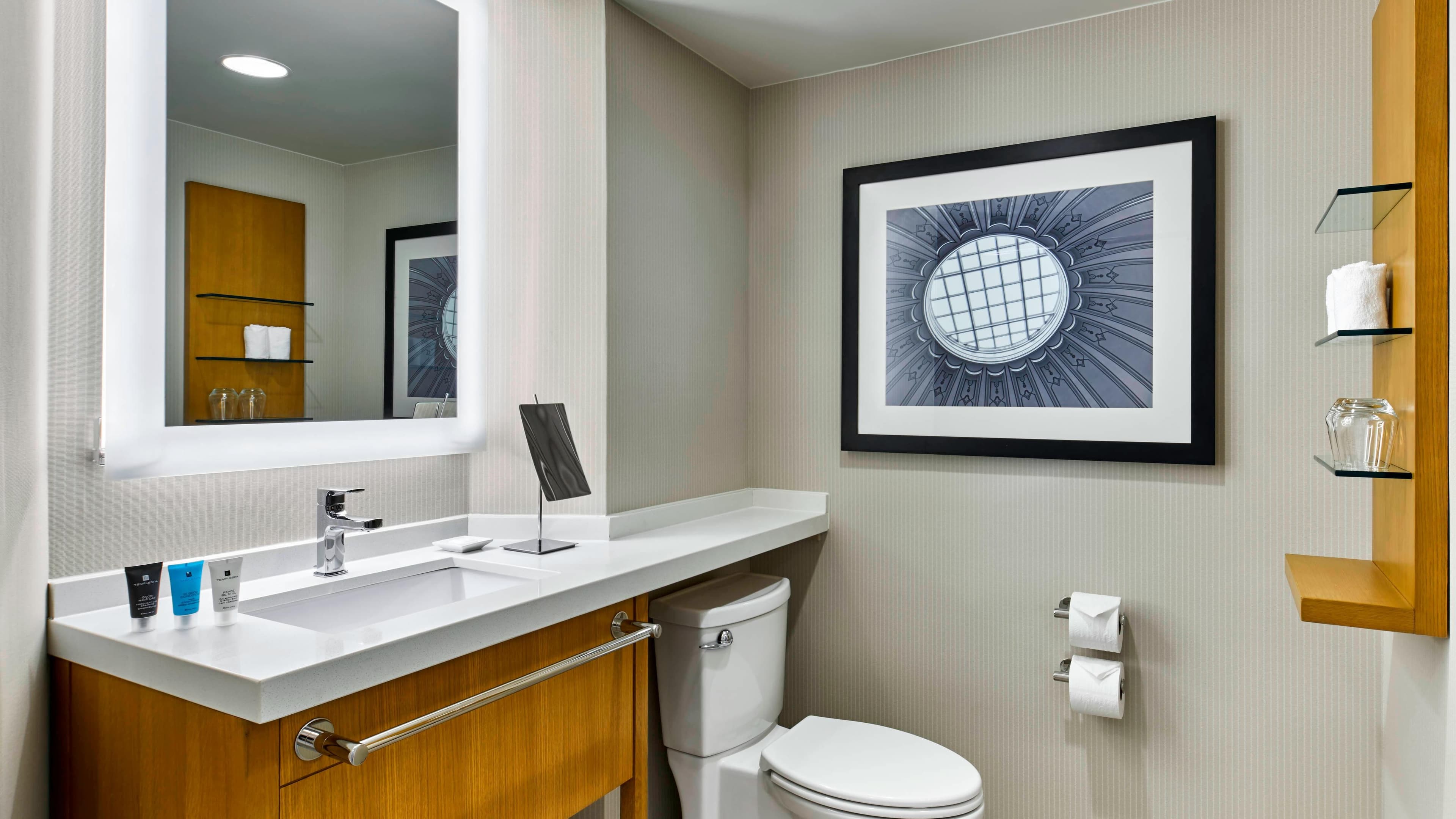 2 Double Bedroom - Image 2