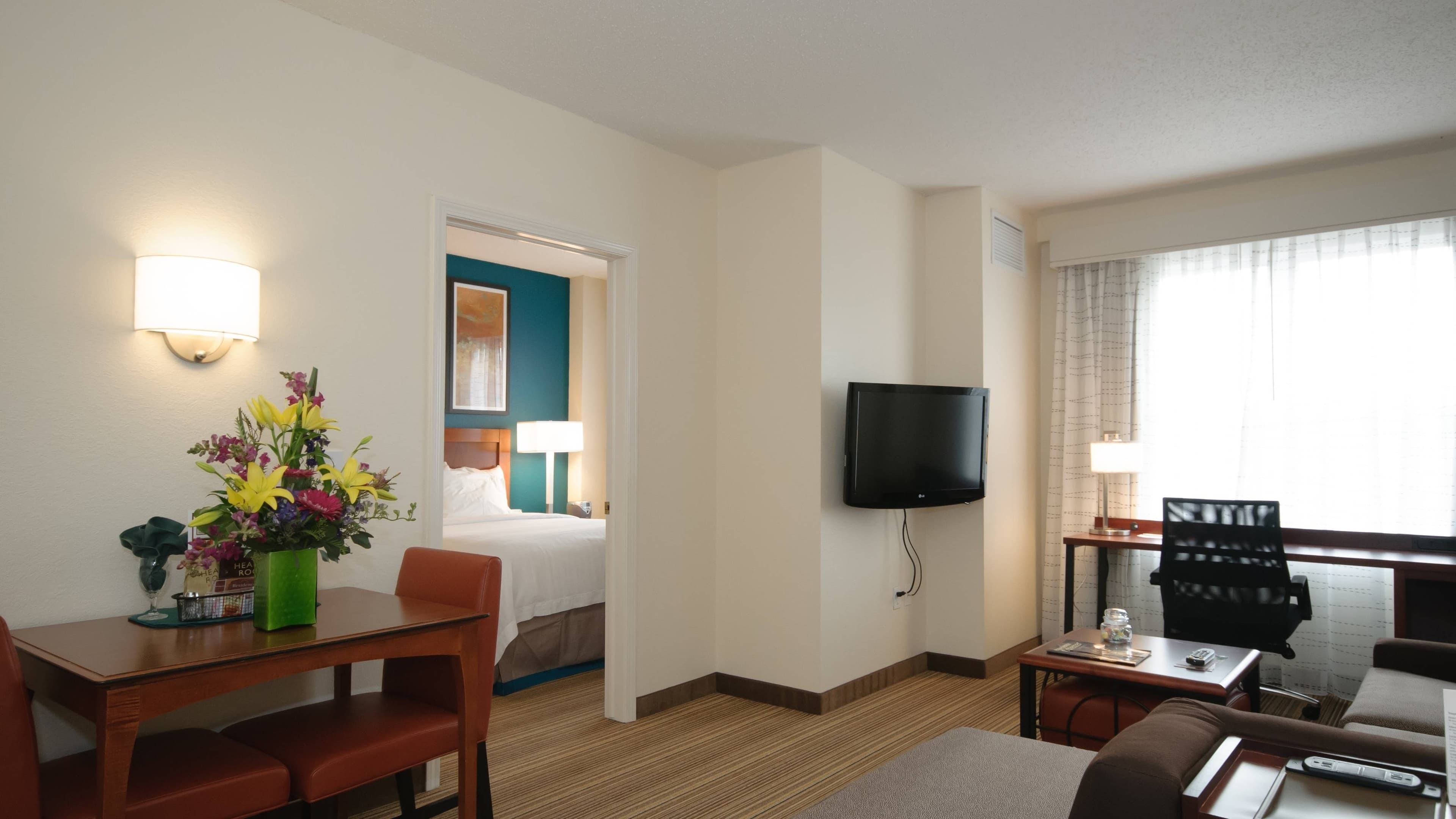 1 Bedroom Suite - Image 1