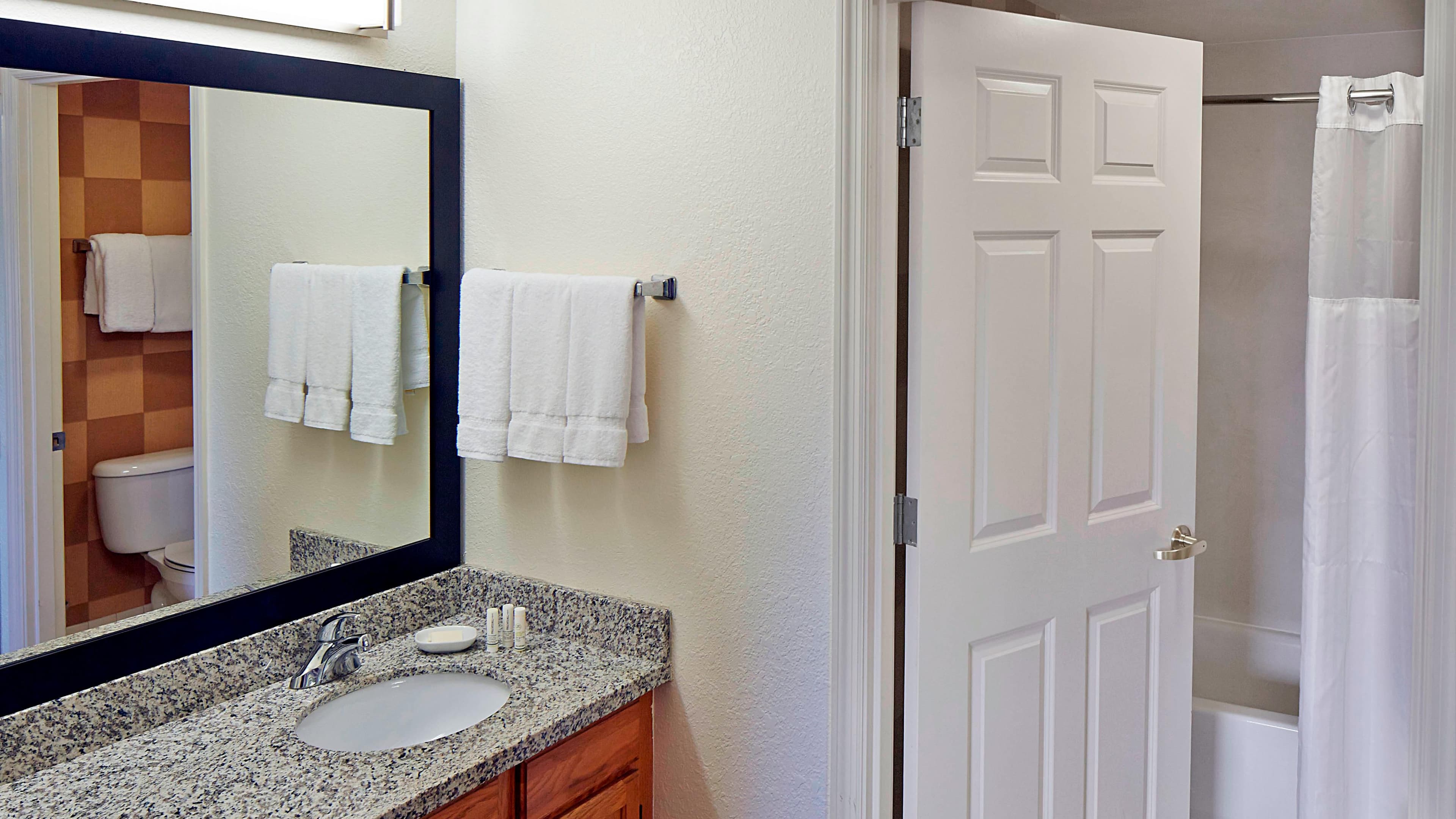 1 Bedroom Suite - Image 3