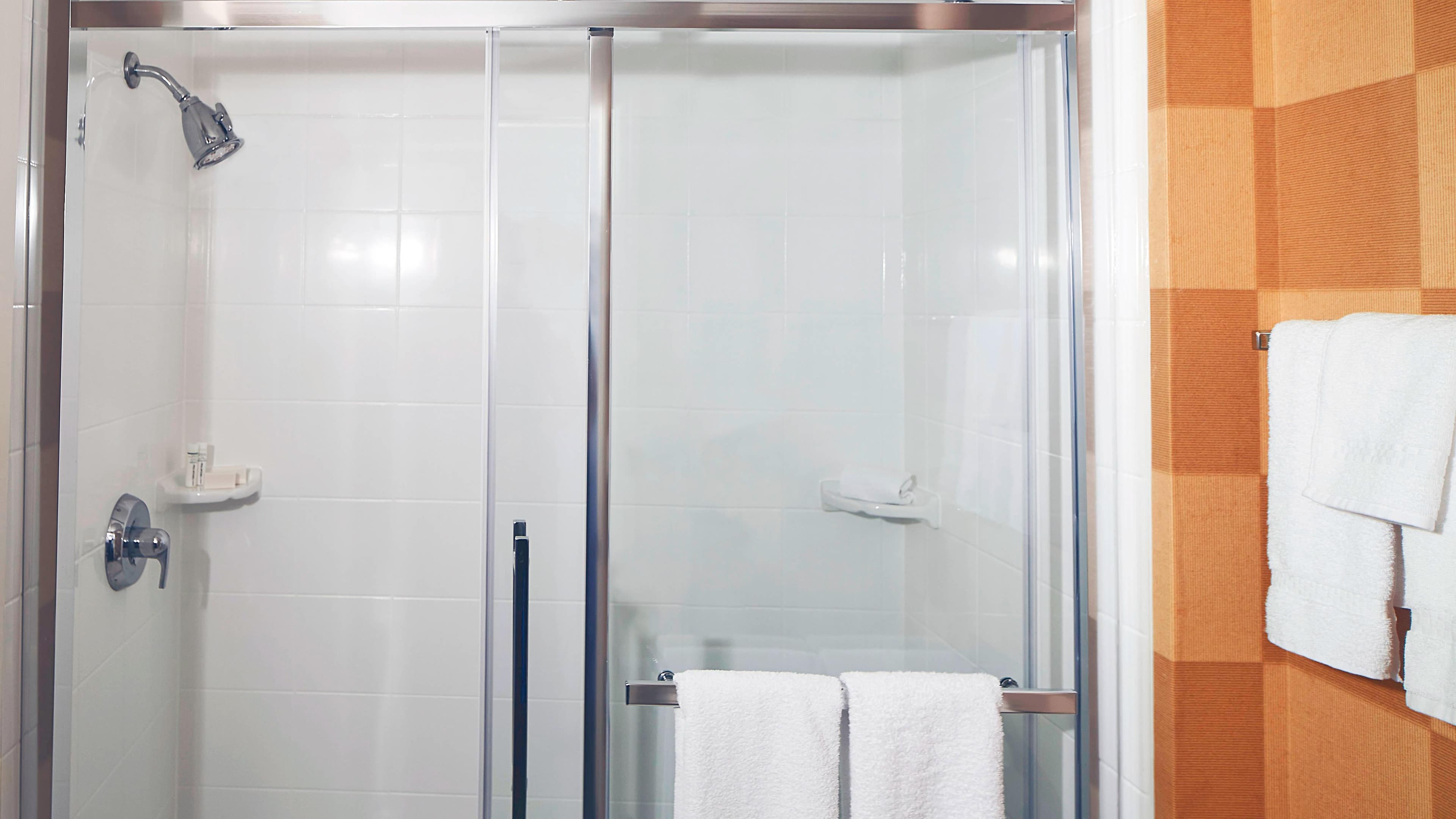 1 Bedroom Suite - Image 4