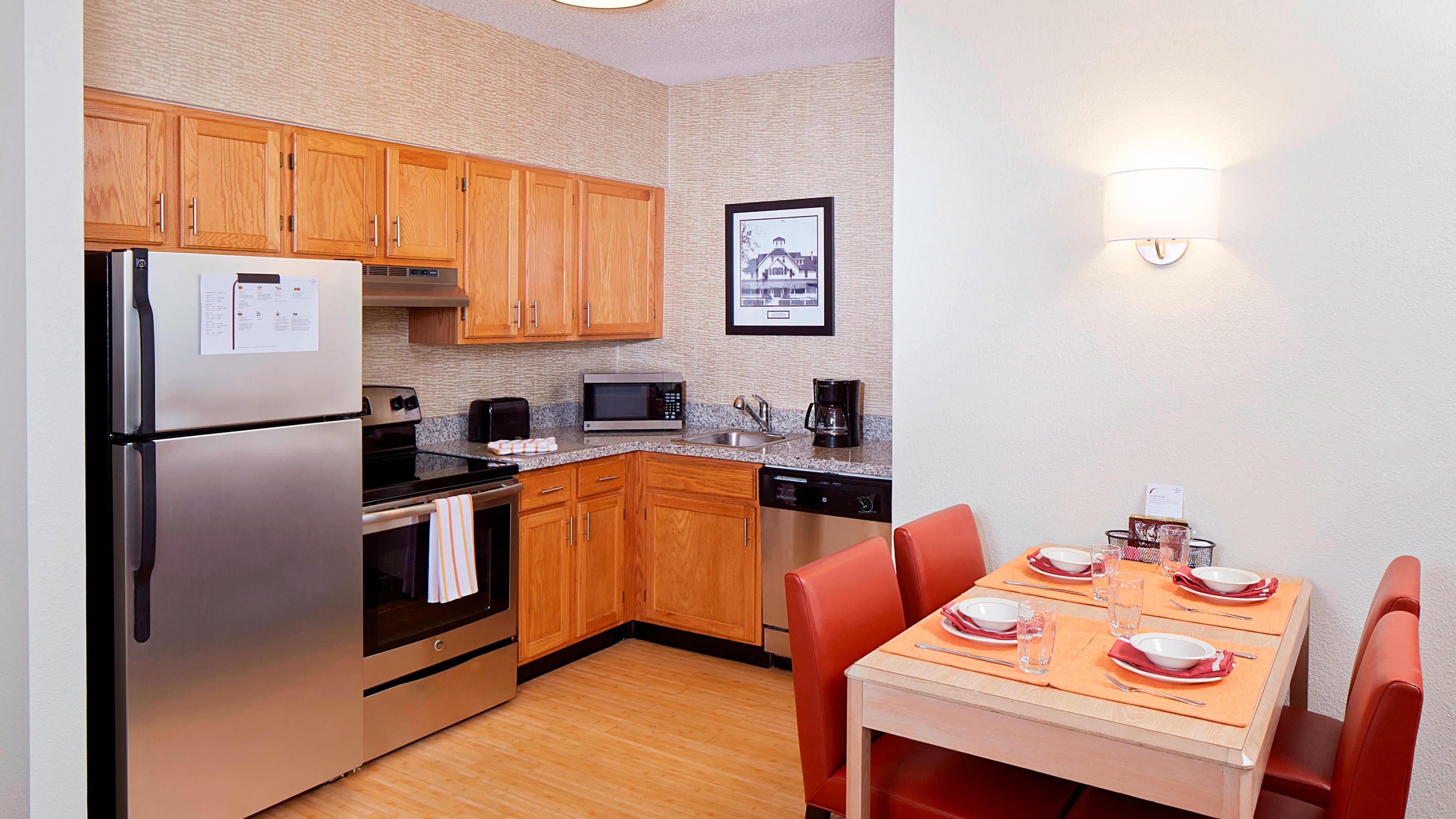 1 Bedroom Suite - Image 2