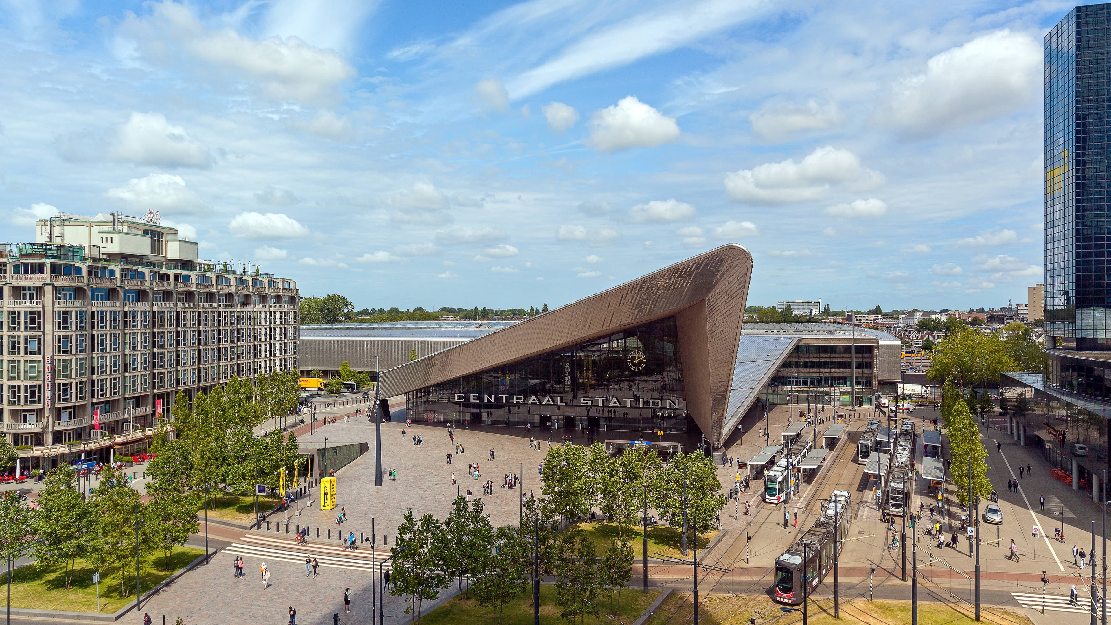 Superior King Room - Image 3