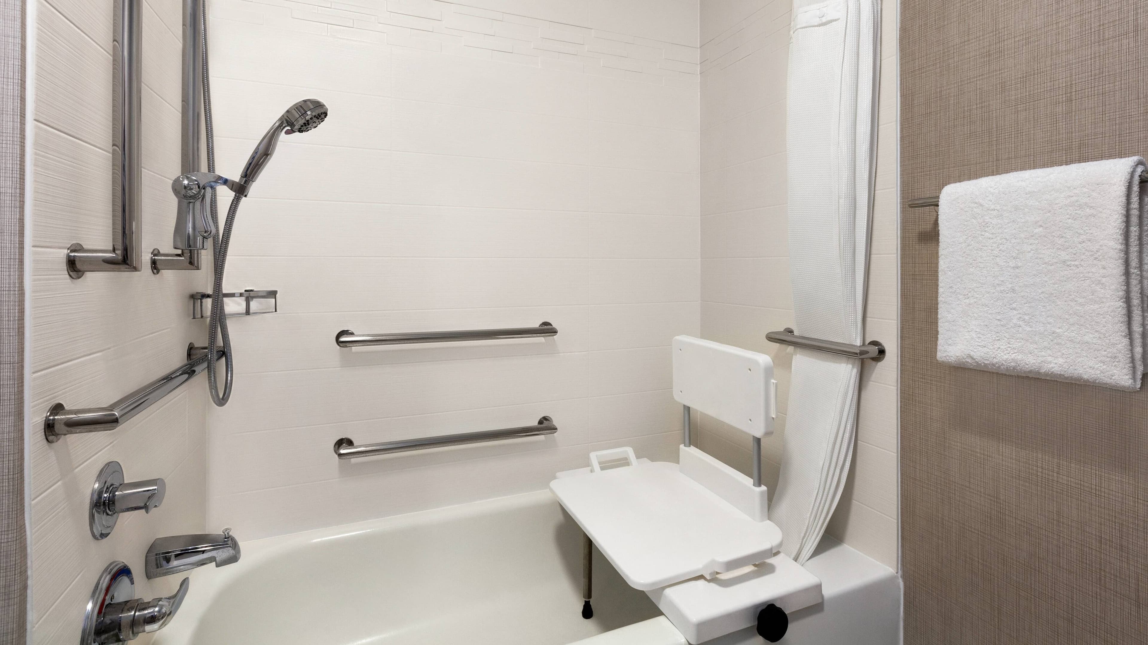 1 Bedroom Suite - Image 7