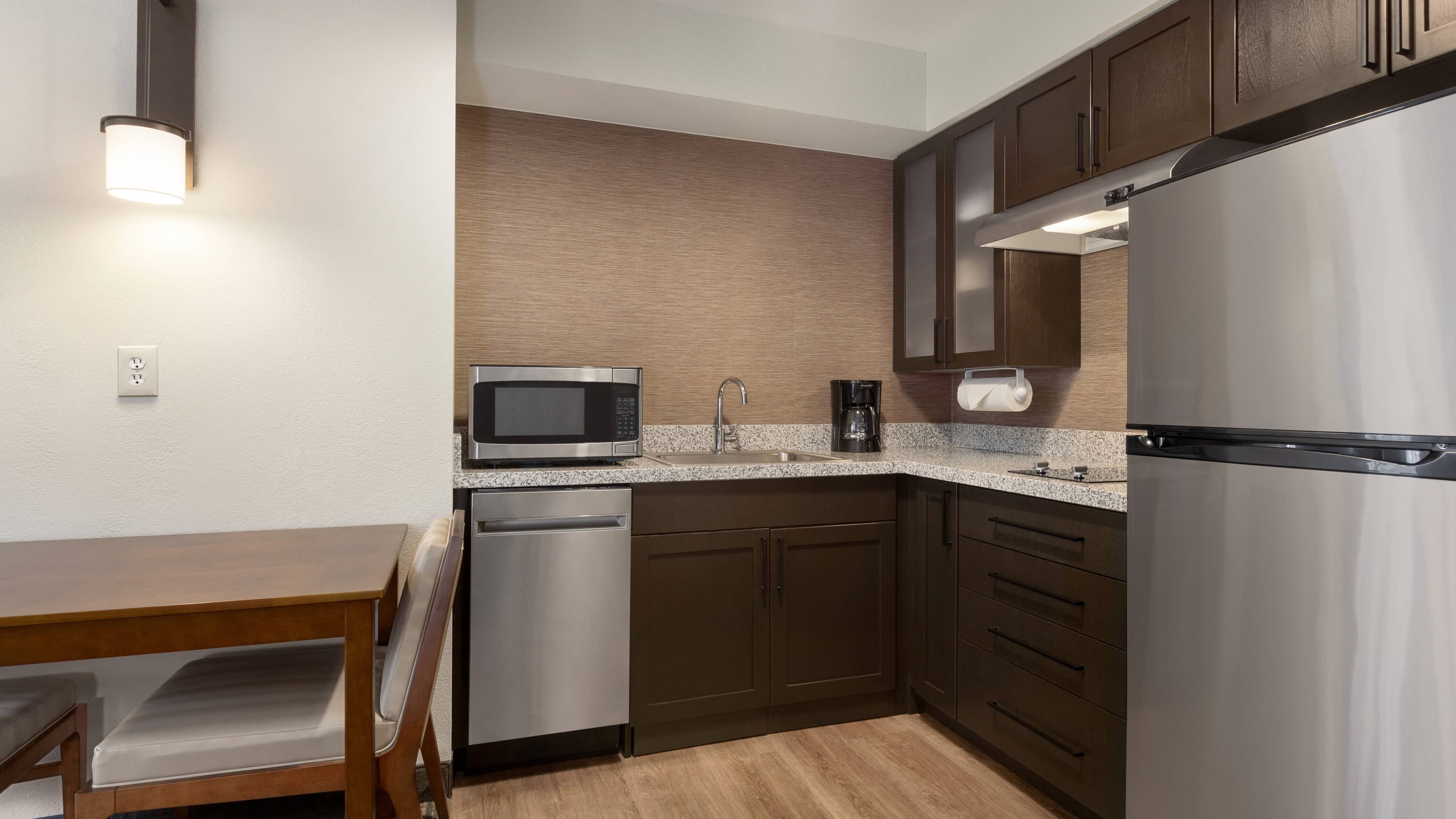 1 Bedroom Suite - Image 5