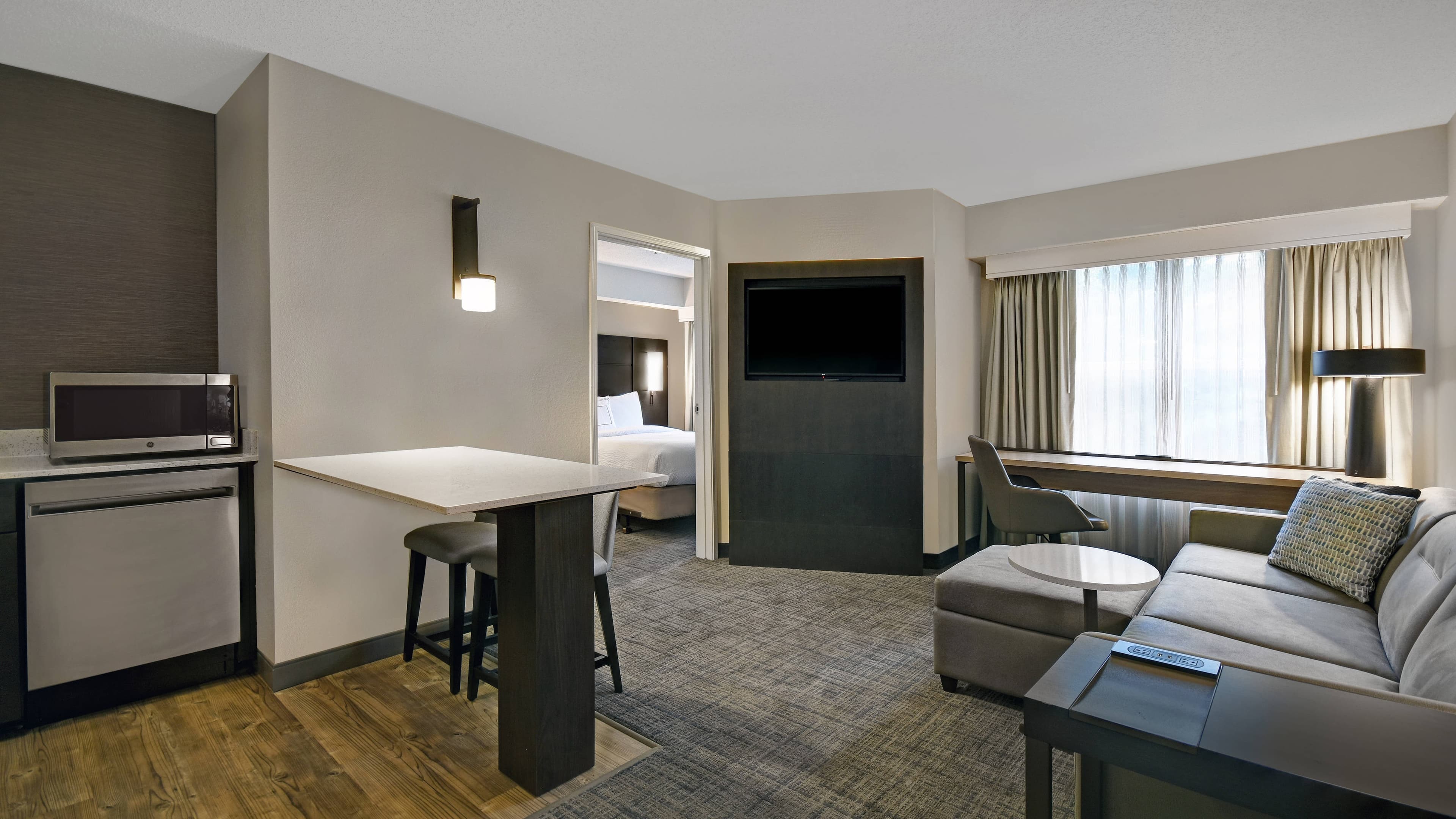 1 Bedroom Suite - Image 1